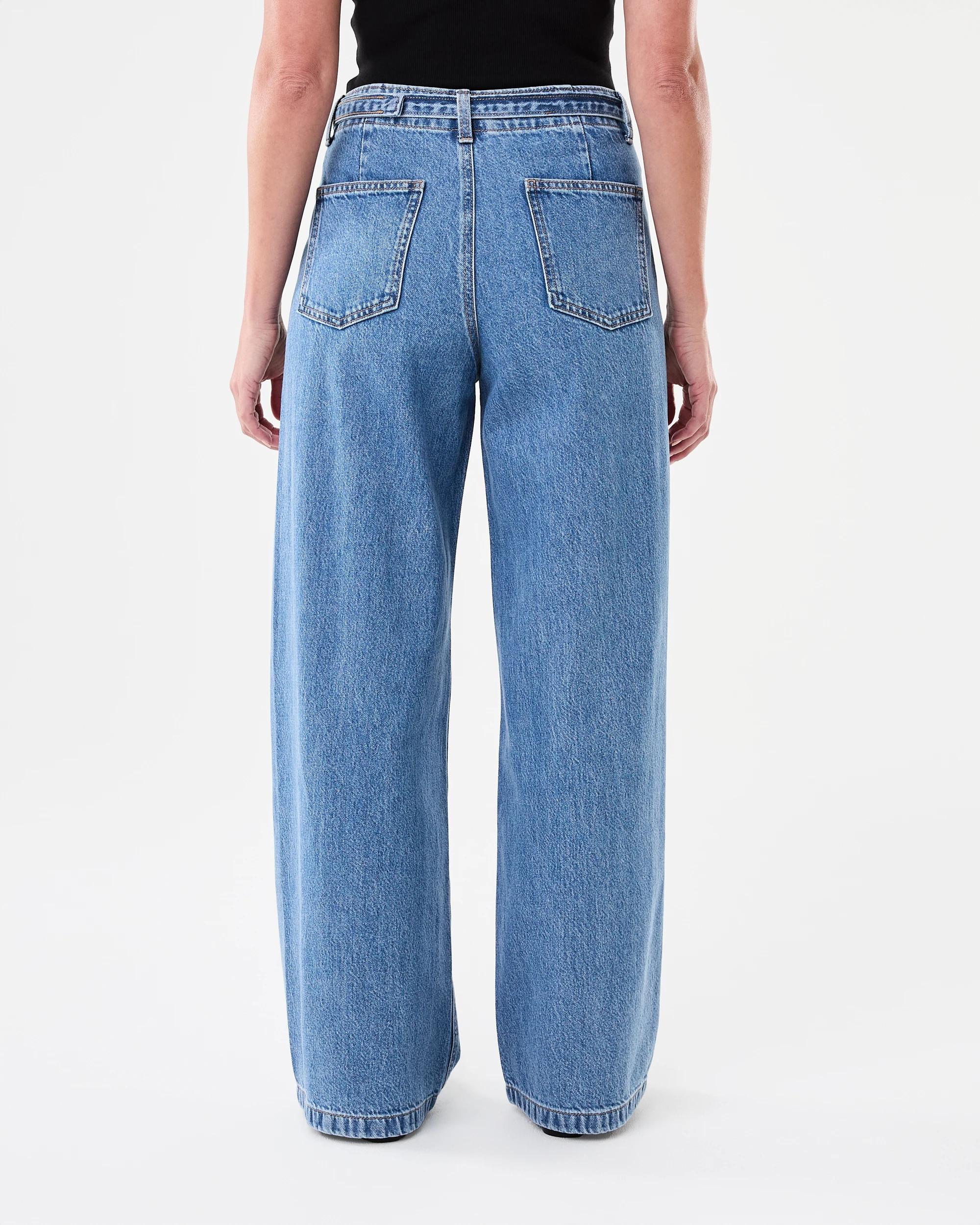 3 Seam Front Self Belt Jeans Mid Wash, 3 of 8