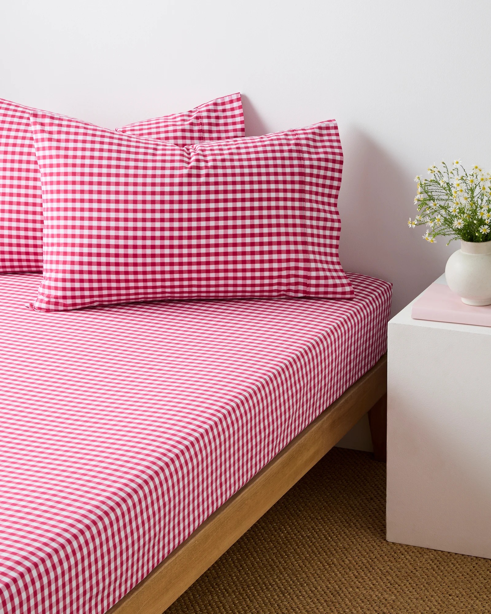 1 Target Australian Cotton Gingham Mix & Match Pillowcases 2 Pack
 - Queen Bed
 - Pink, 1 of 2