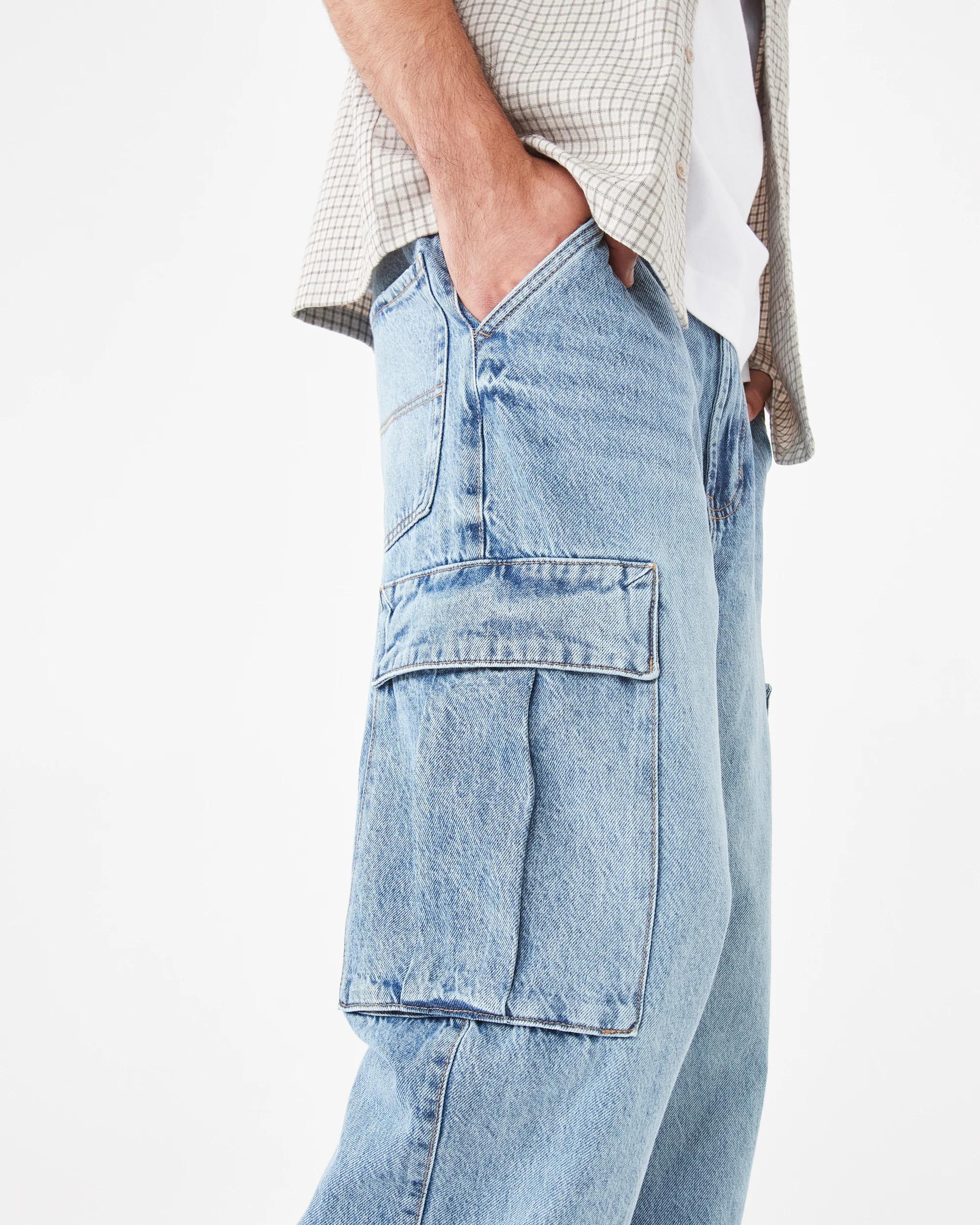 7 Baggy Cargo Jeans Light Wash, 7 of 8