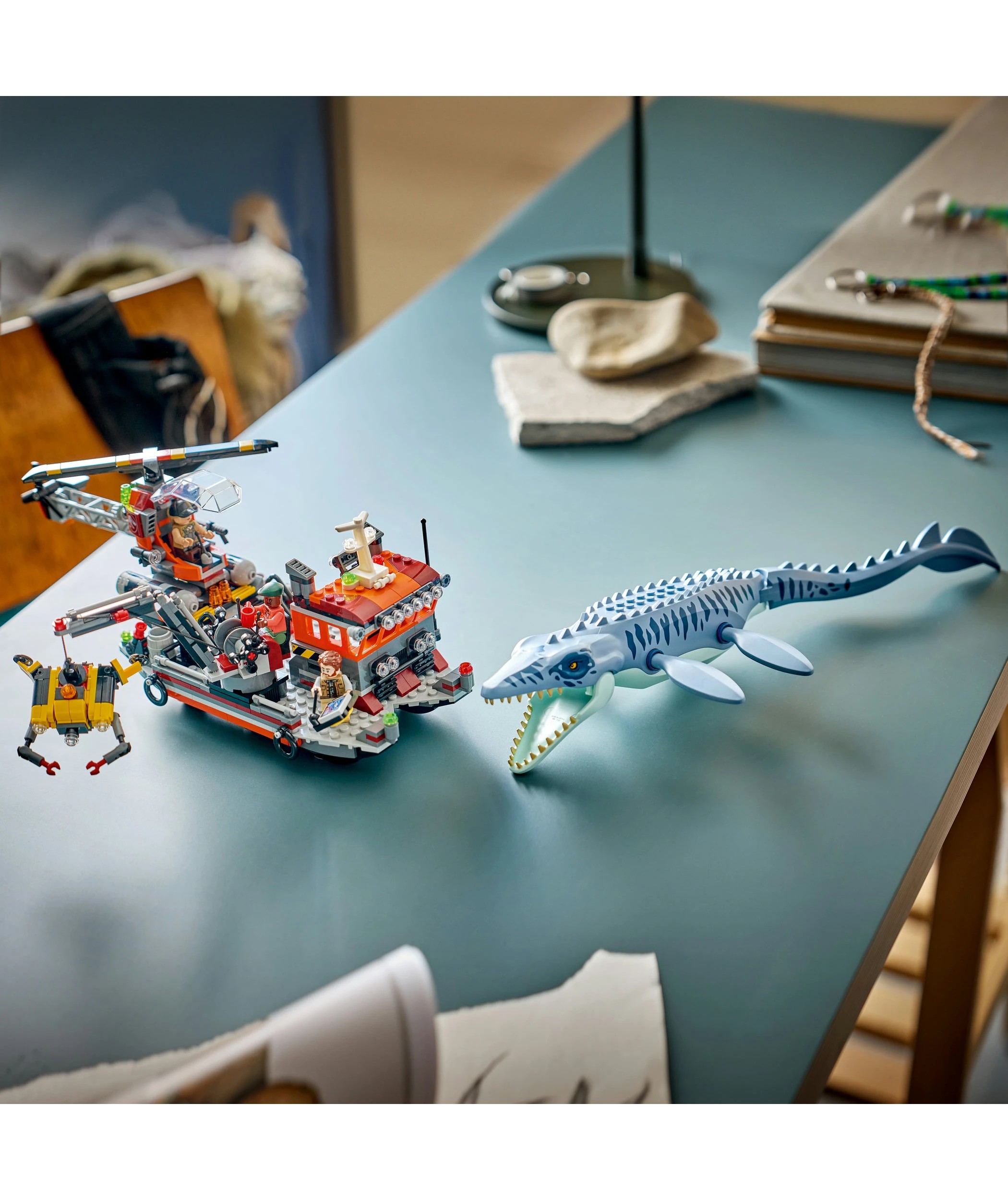 9 LEGO Jurassic World Mosasaurus Dinosaur Boat Attack 77983, 9 of 10