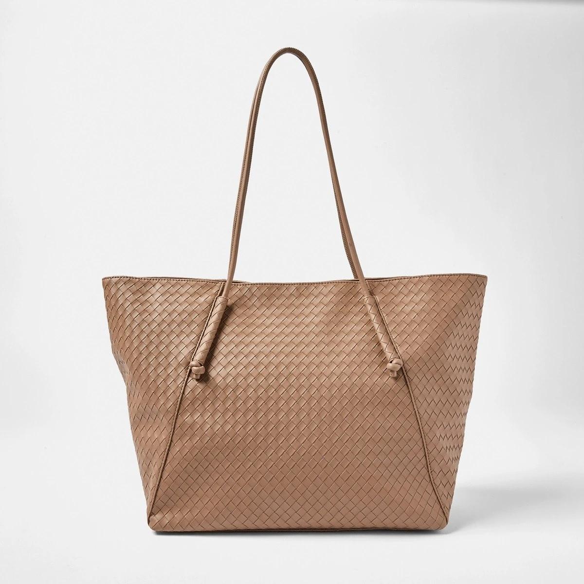 1 Weave Tote Bag HAZELNUT LATTE, 1 of 5