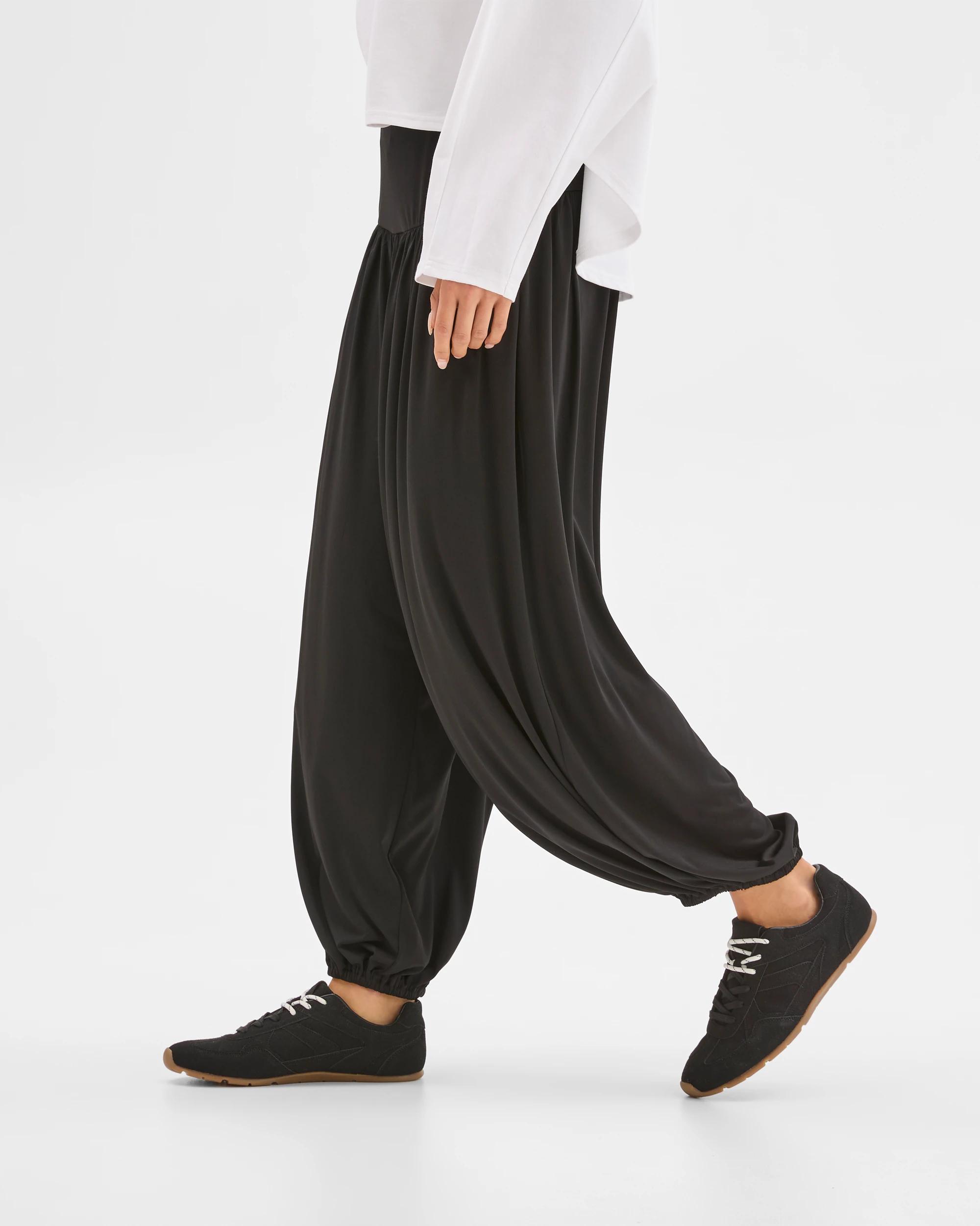 4 Lily Loves Balloon Pants BLACK, 4 of 6