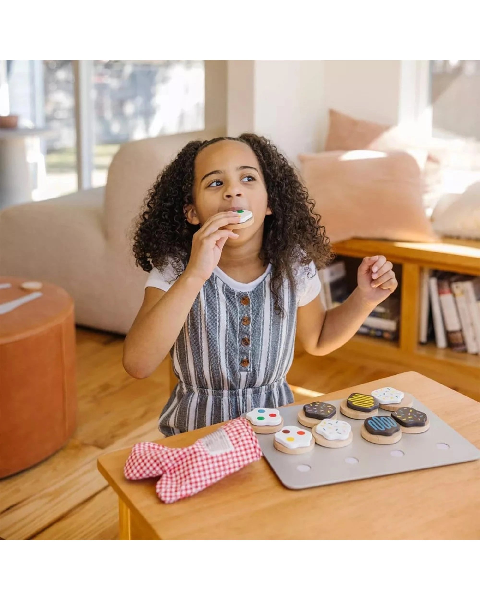 9 Melissa and Doug Slice and Bake Cookie Playset, 9 of 9