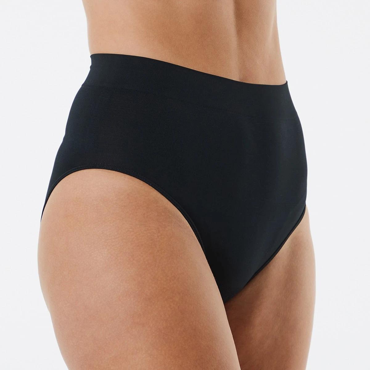 4 3 Pack Ultra Smooth Seamfree Full Briefs BLACK, 4 of 7