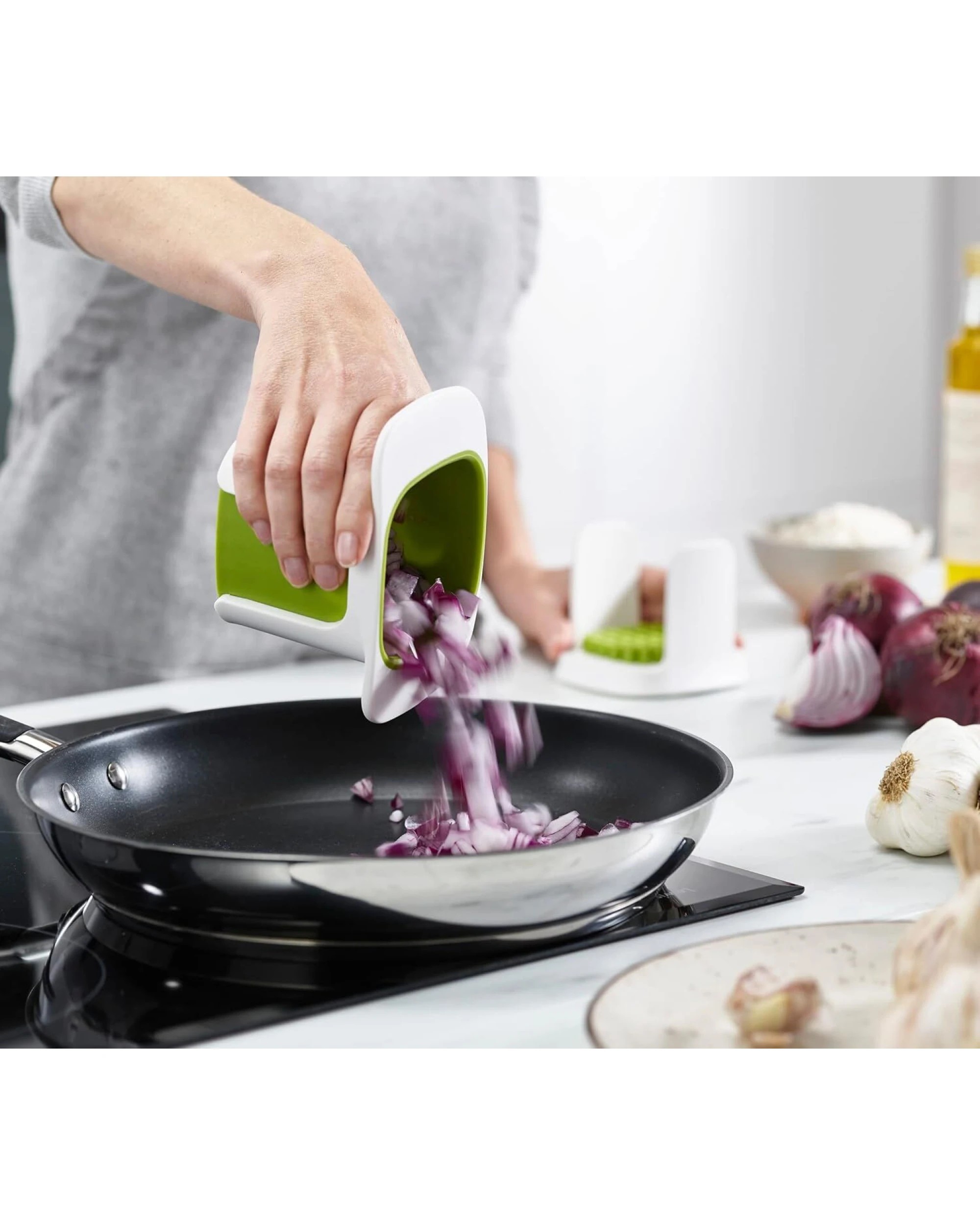 2 Joseph Joseph ChocoCup Vegetable Dicer Chopper in White/Green, 2 of 6