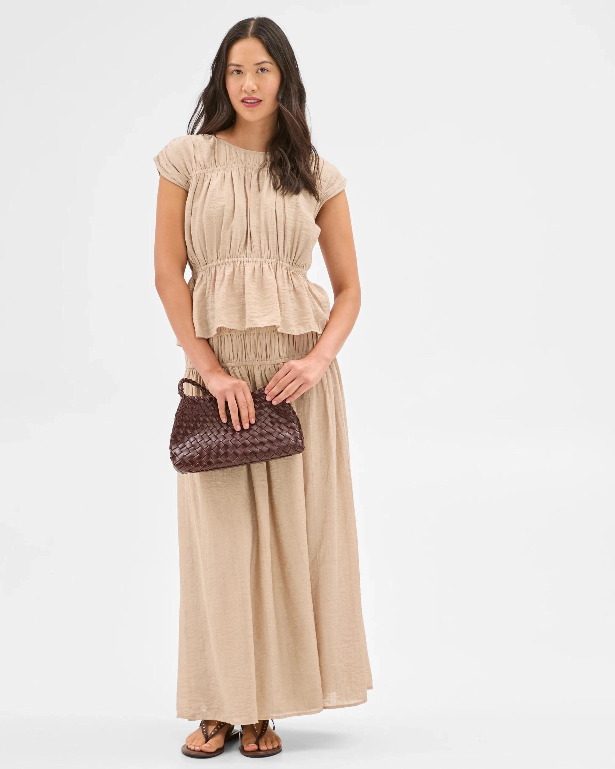 1 Sleeveless Crinkle Top - Preview BEIGE, 1 of 5