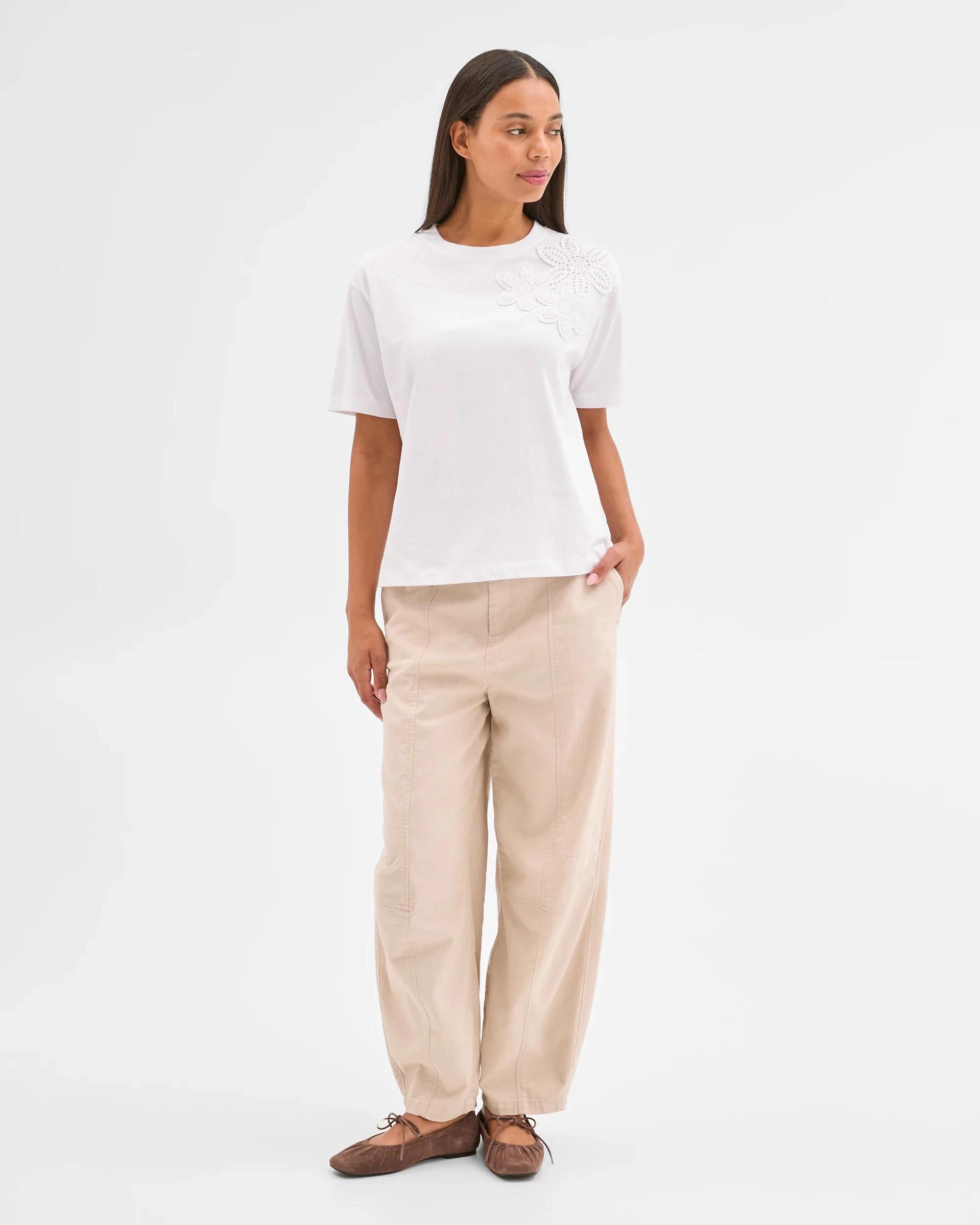 1 Target Woman Australian Cotton Applique Oversized Boxy T-Shirt BRILLIANT WHITE, 1 of 7