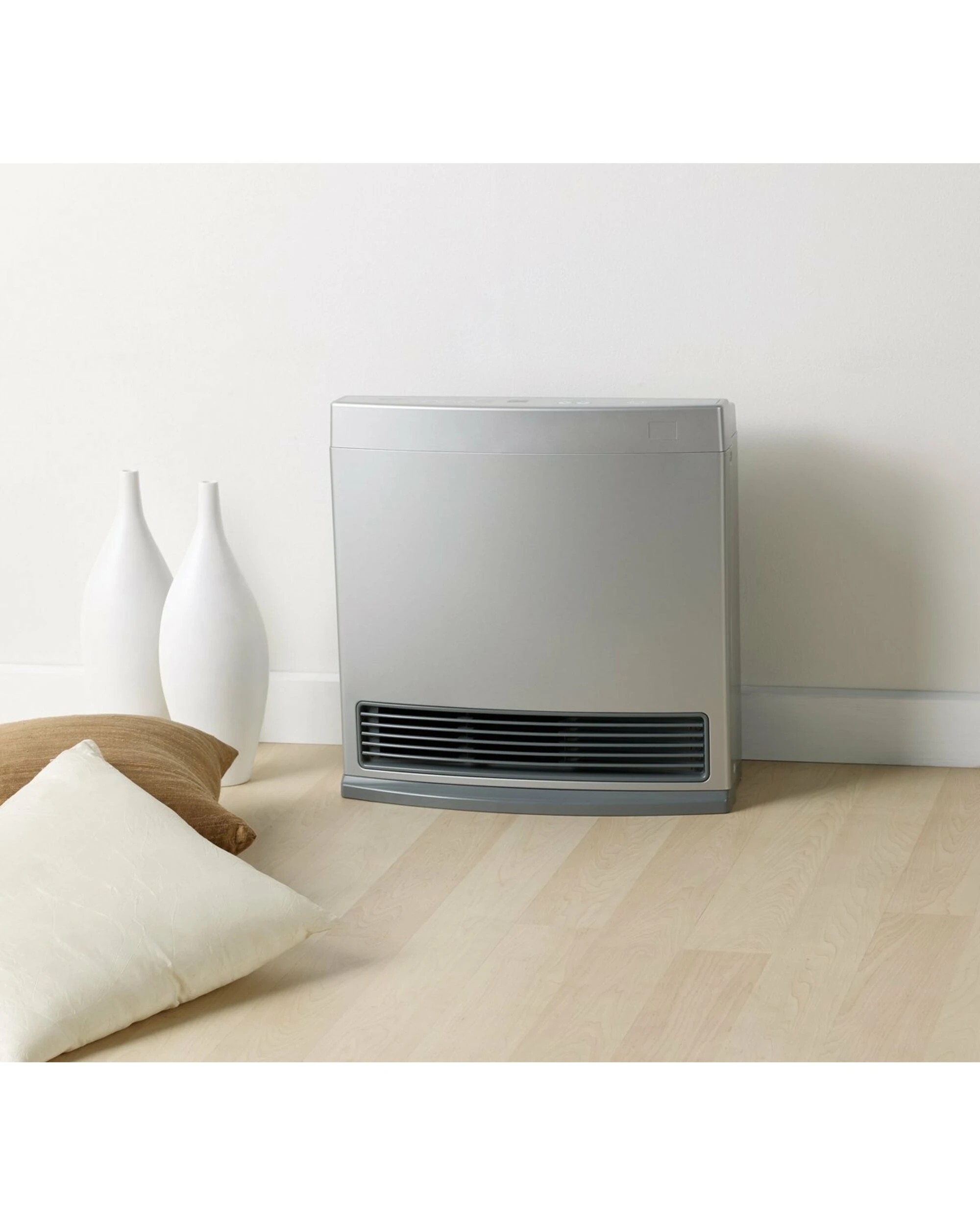 2 Rinnai Enduro Unflued Natural Gas Convector Heater, 2 of 5