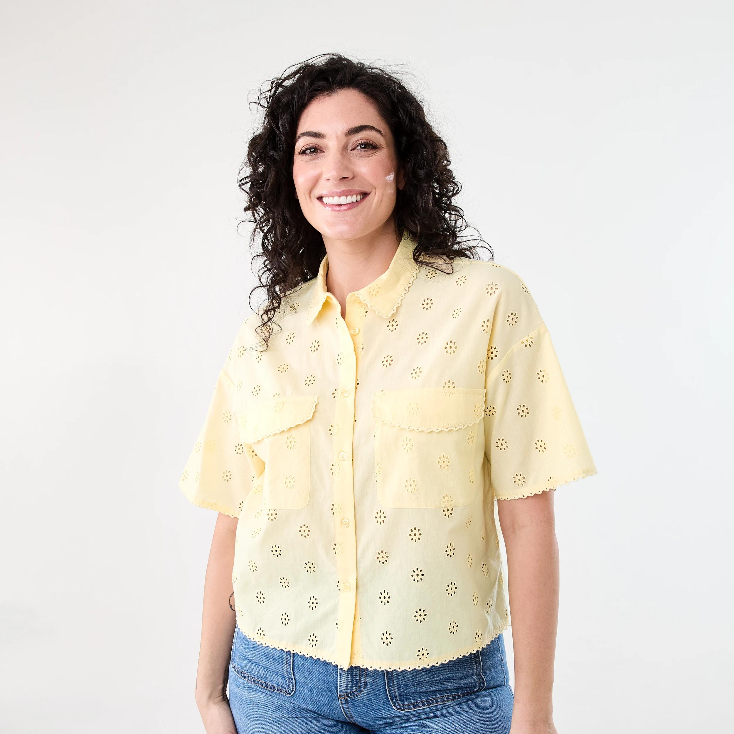 1 Short Sleeve Broderie Shirt Fln Yellow, 1 of 7