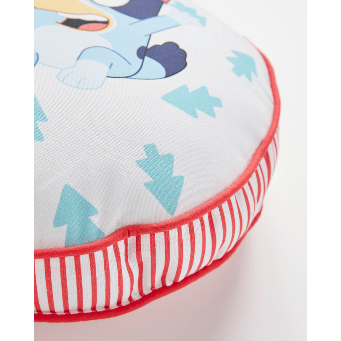 2 Target Bluey Christmas Cushion
 - Red, 2 of 4