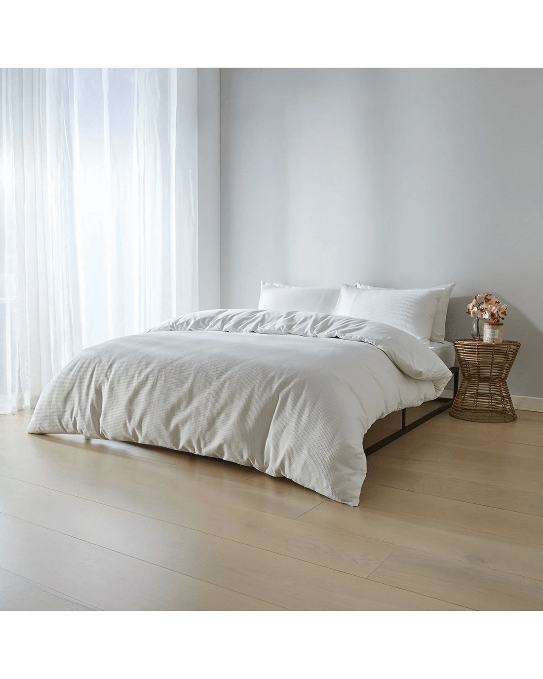 5 Queen Bed Olivia Metal Bed Base, 5 of 10