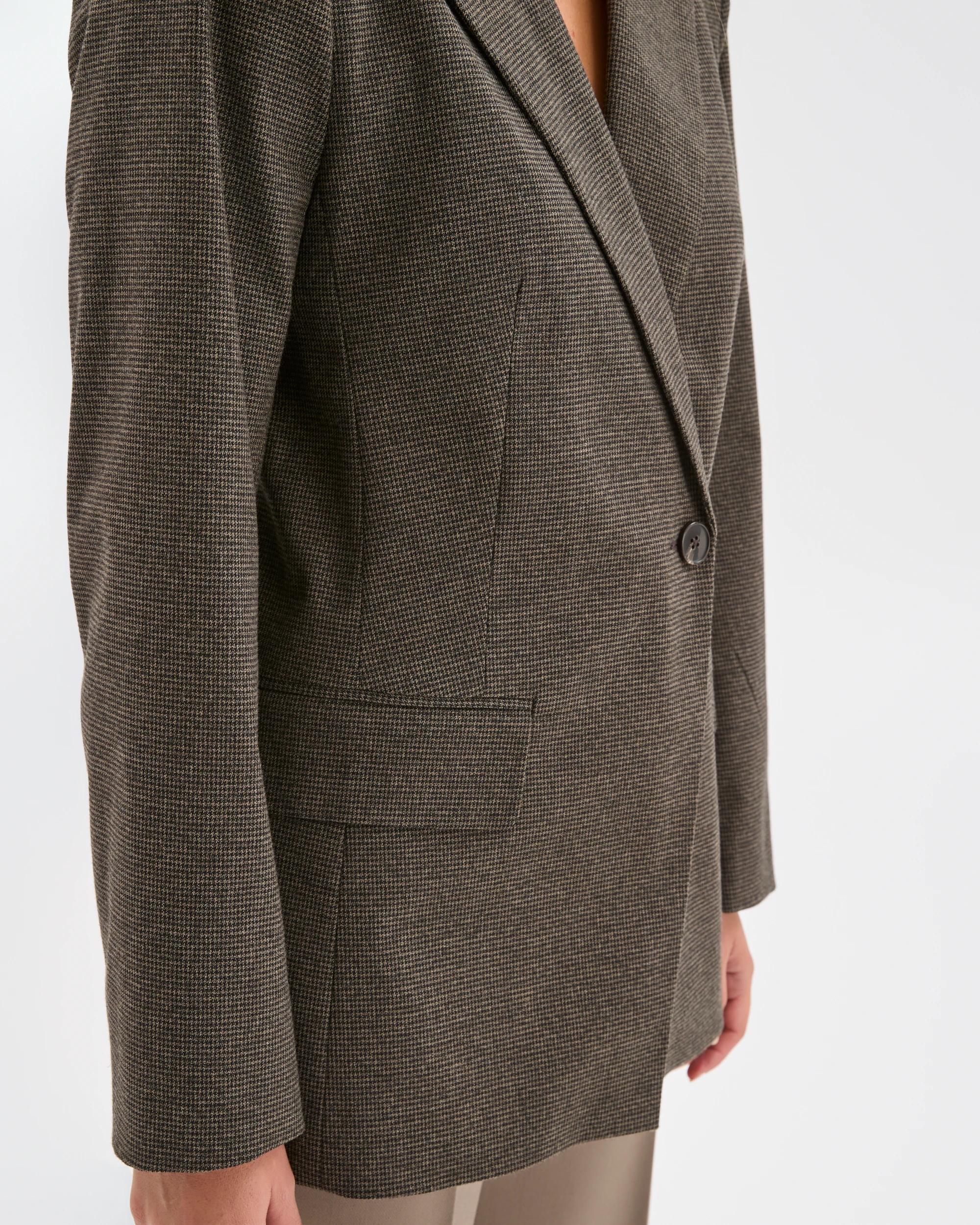 6 Target Woman Preview Double Houndstooth Blazer BROWN, 6 of 7