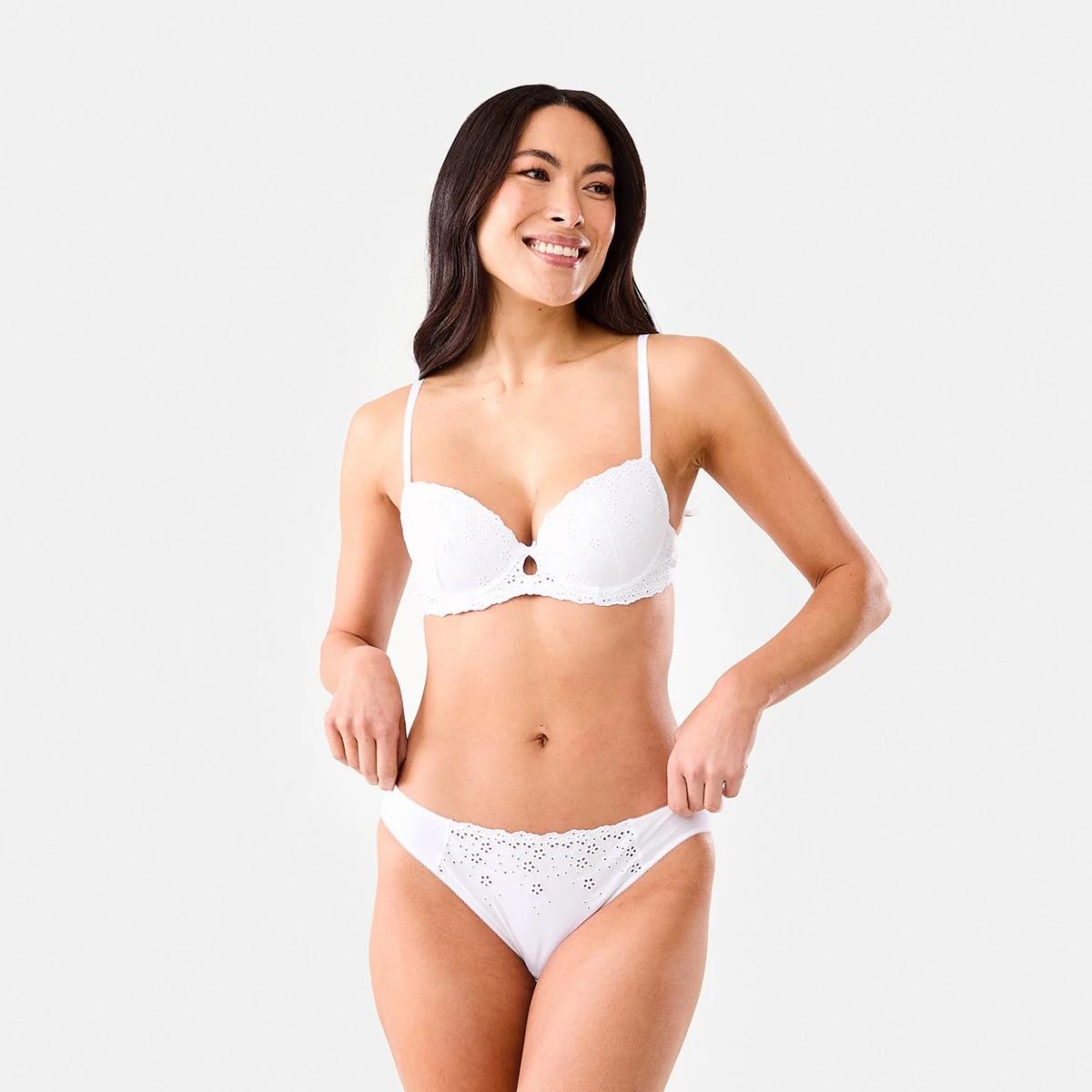 7 Co-ordinated Broderie T-shirt Bra White, 7 of 7