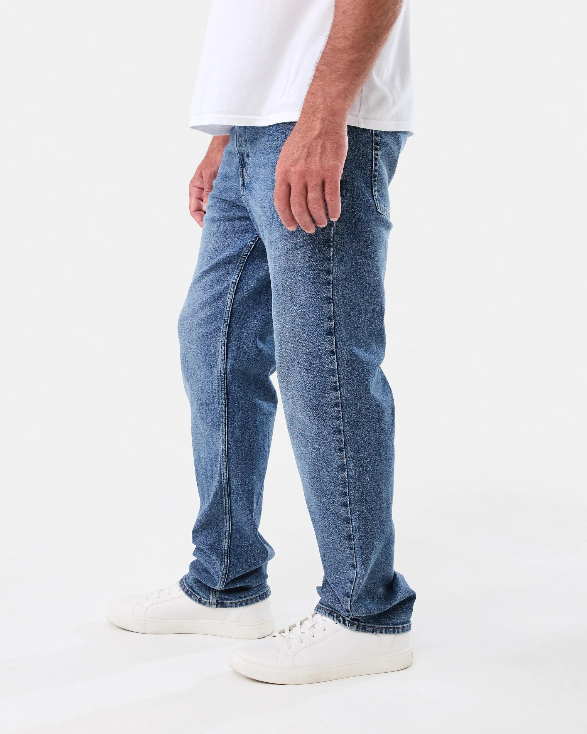 2 Straight Stretch Jeans Mid Wash, 2 of 6