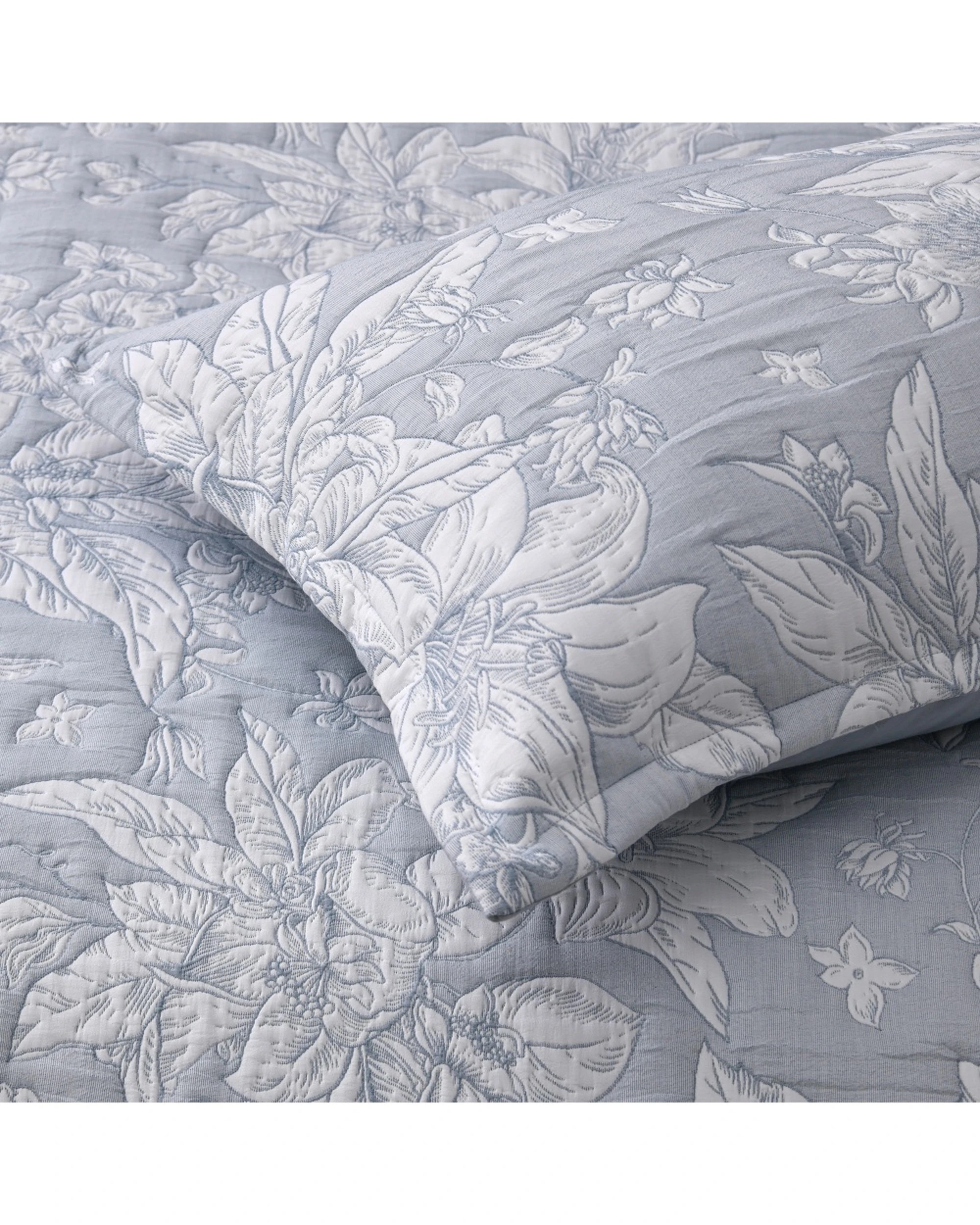 3 Bianca Whispering Lily Polyester Jacquard Quilt Cover Set Tailored - Queen Bed - Pattern, 3 of 4