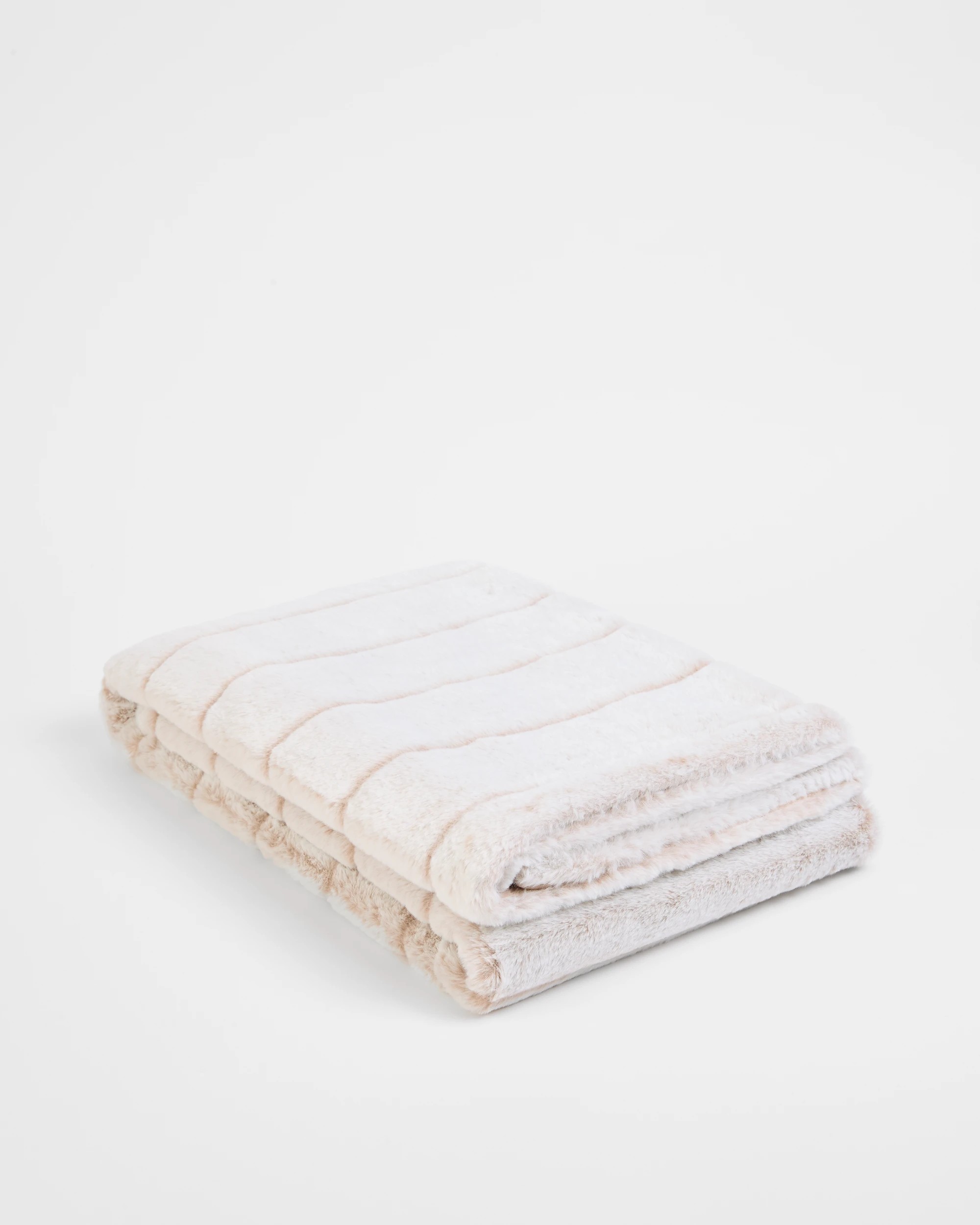 1 Target Aspen Faux Fur Throw - Queen Bed - Natural, 1 of 3