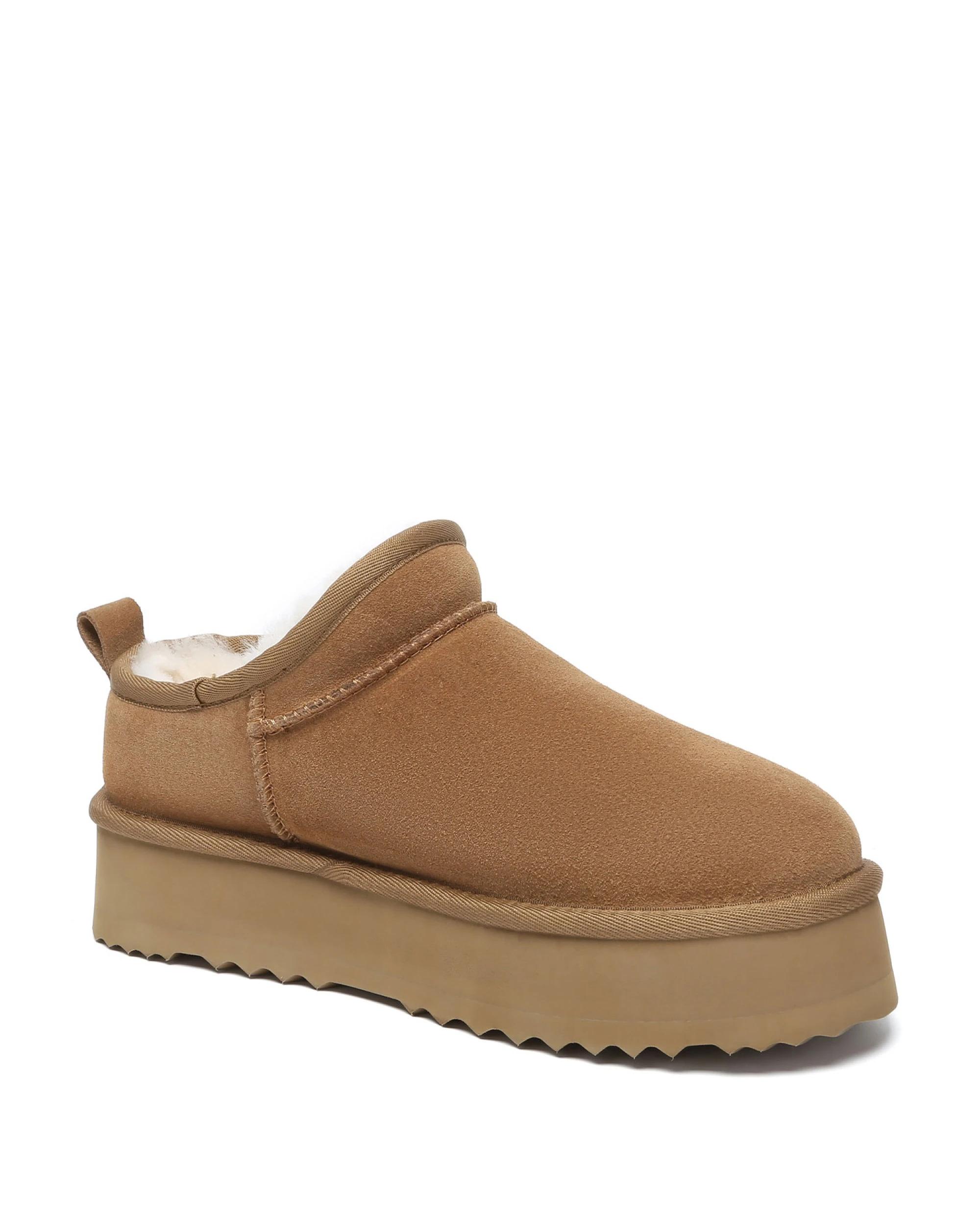 2 Australian Shepherd UGG Womens Nano Classic Platform Boots CHESTNUT, 2 of 5