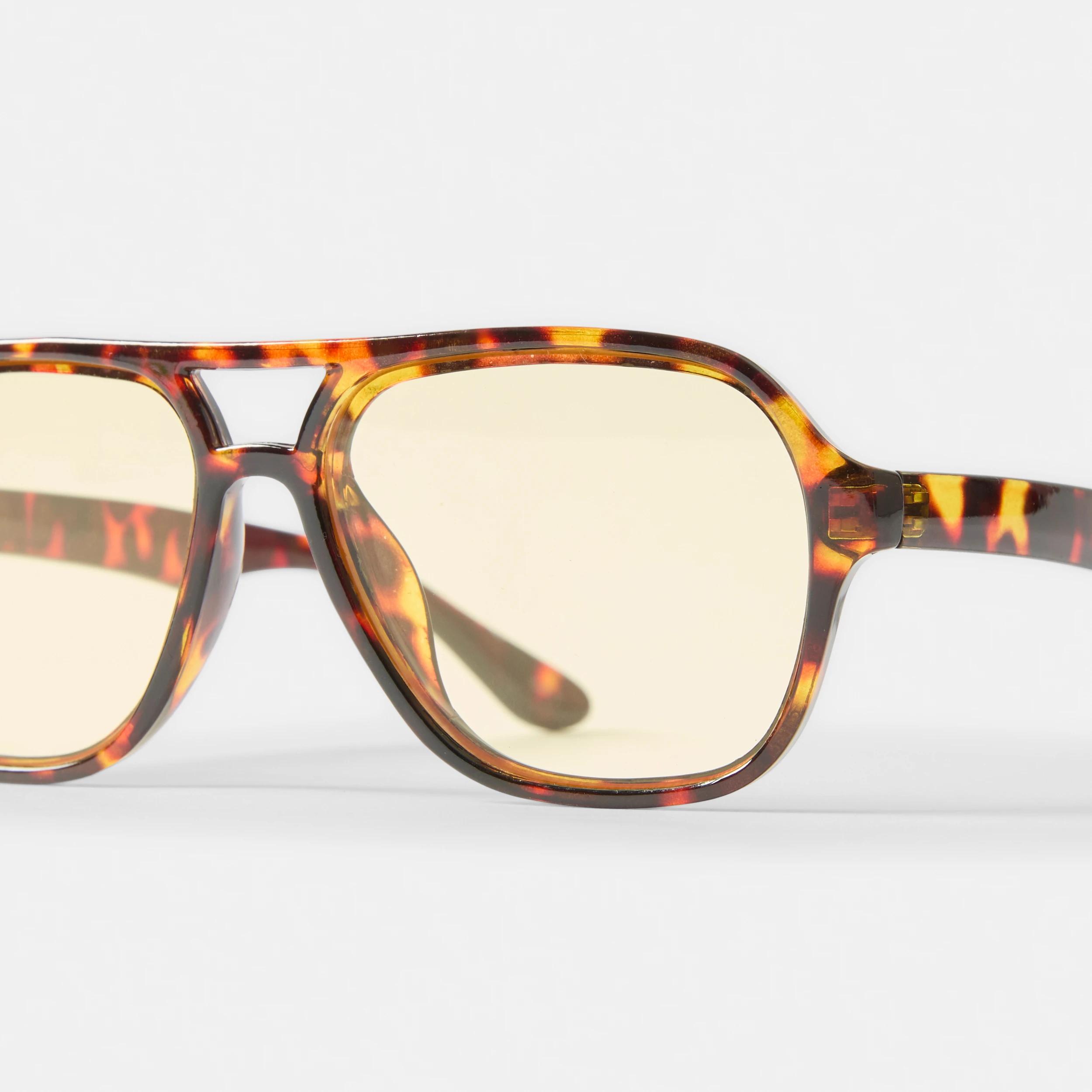 3 Square Aviator Glasses Tort Yel, 3 of 8