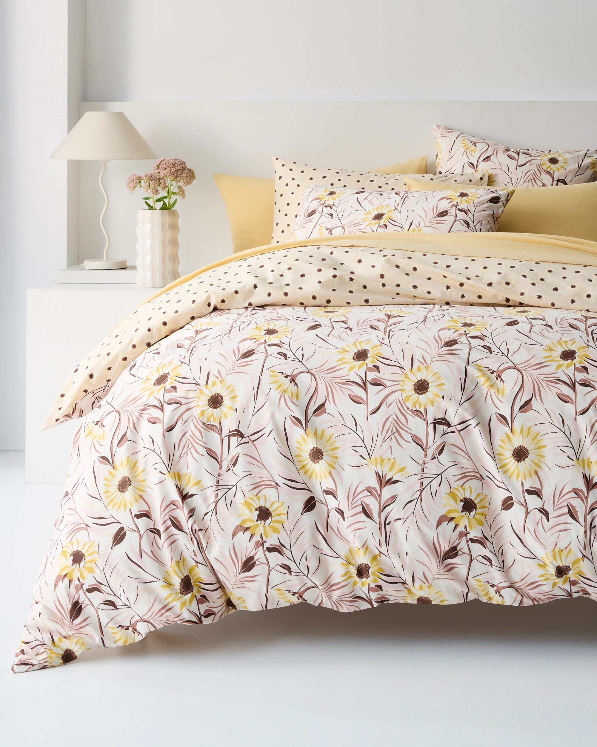 2 Target Maxie Sunflower Australian Cotton Quilt Cover Set - Double Bed - Yellow, 2 of 9