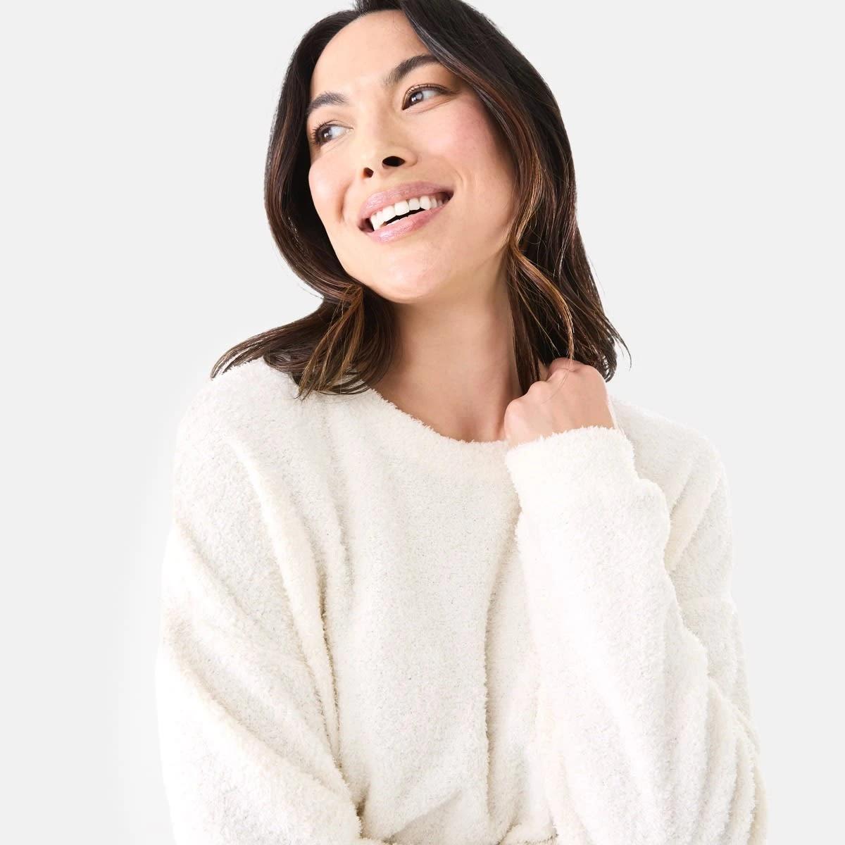 4 Long Sleeve Plush Fleece Top Whisper, 4 of 6