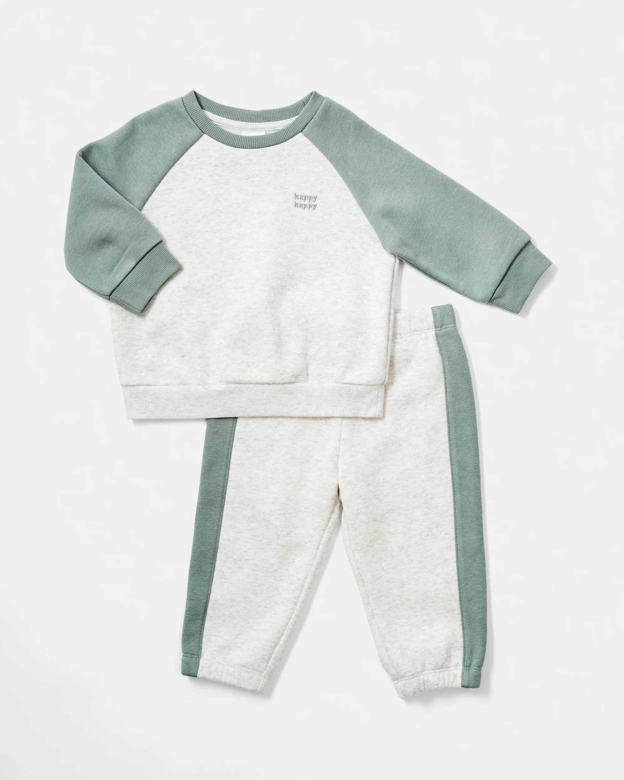 1 Relaxed Raglan Track Set Whte Hppy, 1 of 4