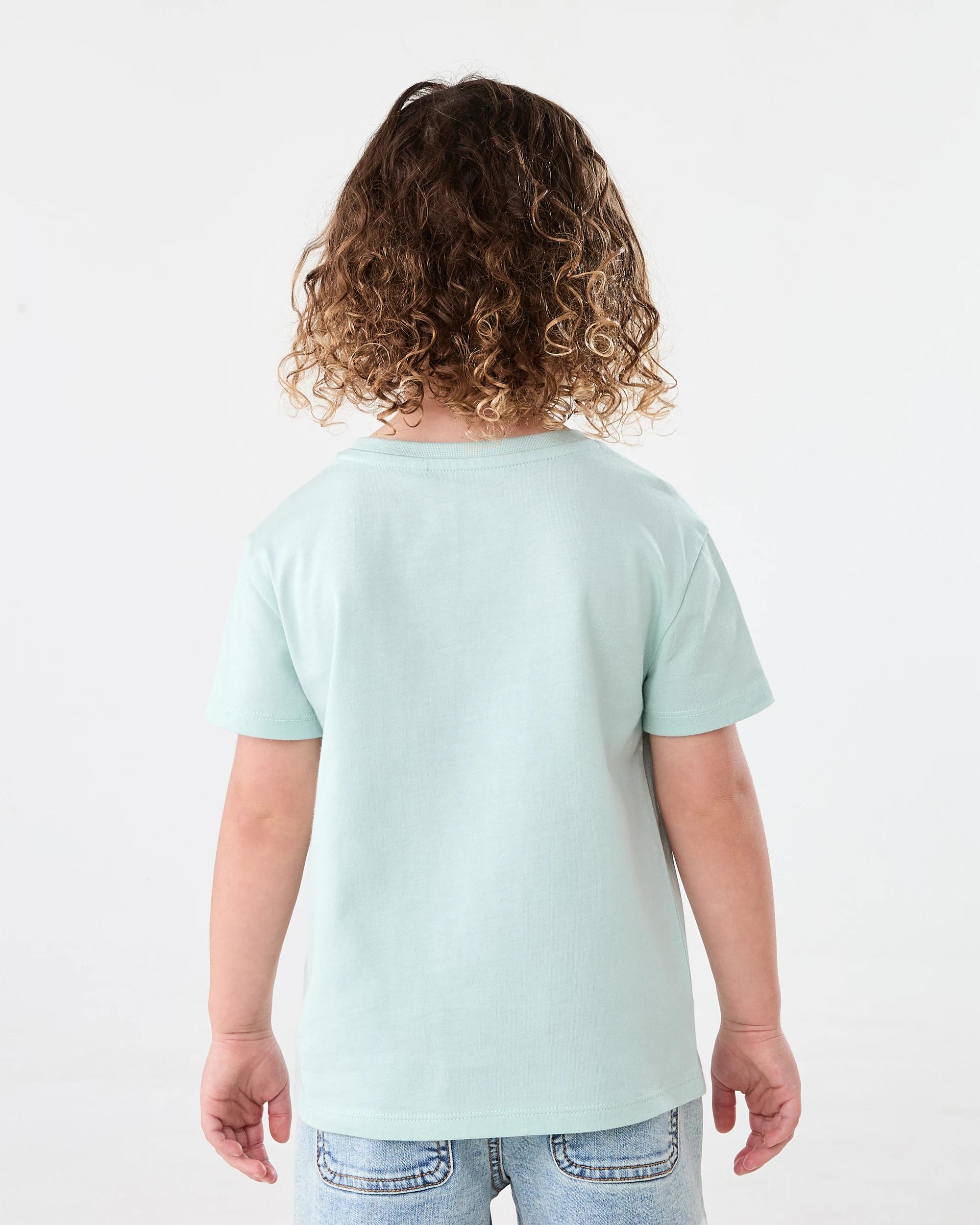 2 Printed T-shirt Grn Sncks, 2 of 7