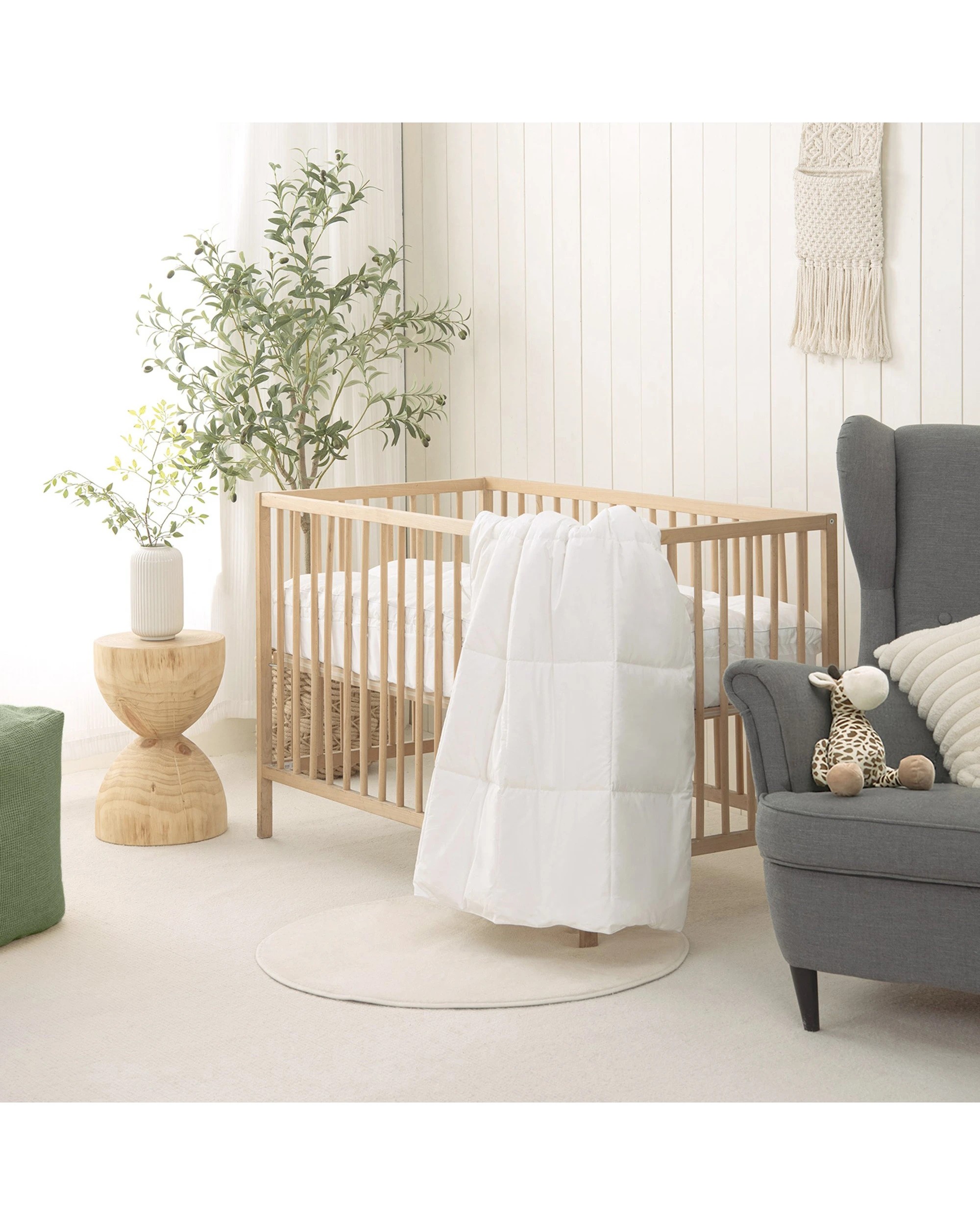 3 Dreamaker Baby Washable Wool Quilt - COT Size - White, 3 of 4