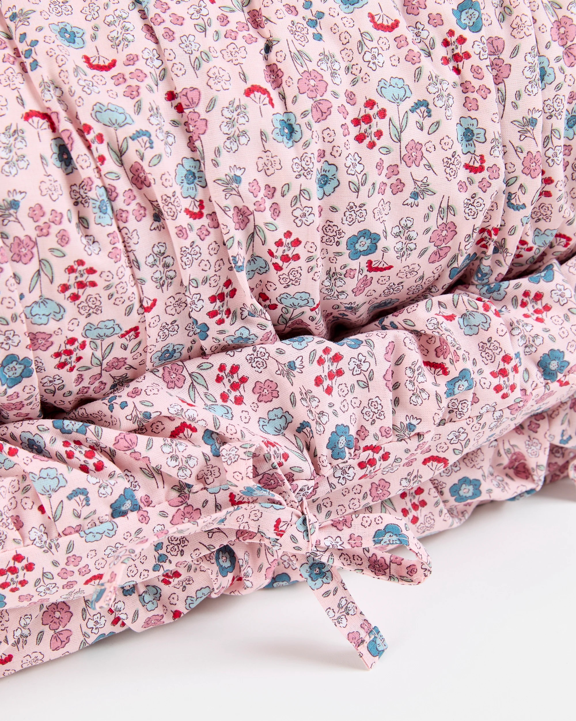 6 Target Evie Ditsy Floral Ruched Australian Cotton Kids Quilt Cover Set - Queen Bed - Pink, 6 of 9