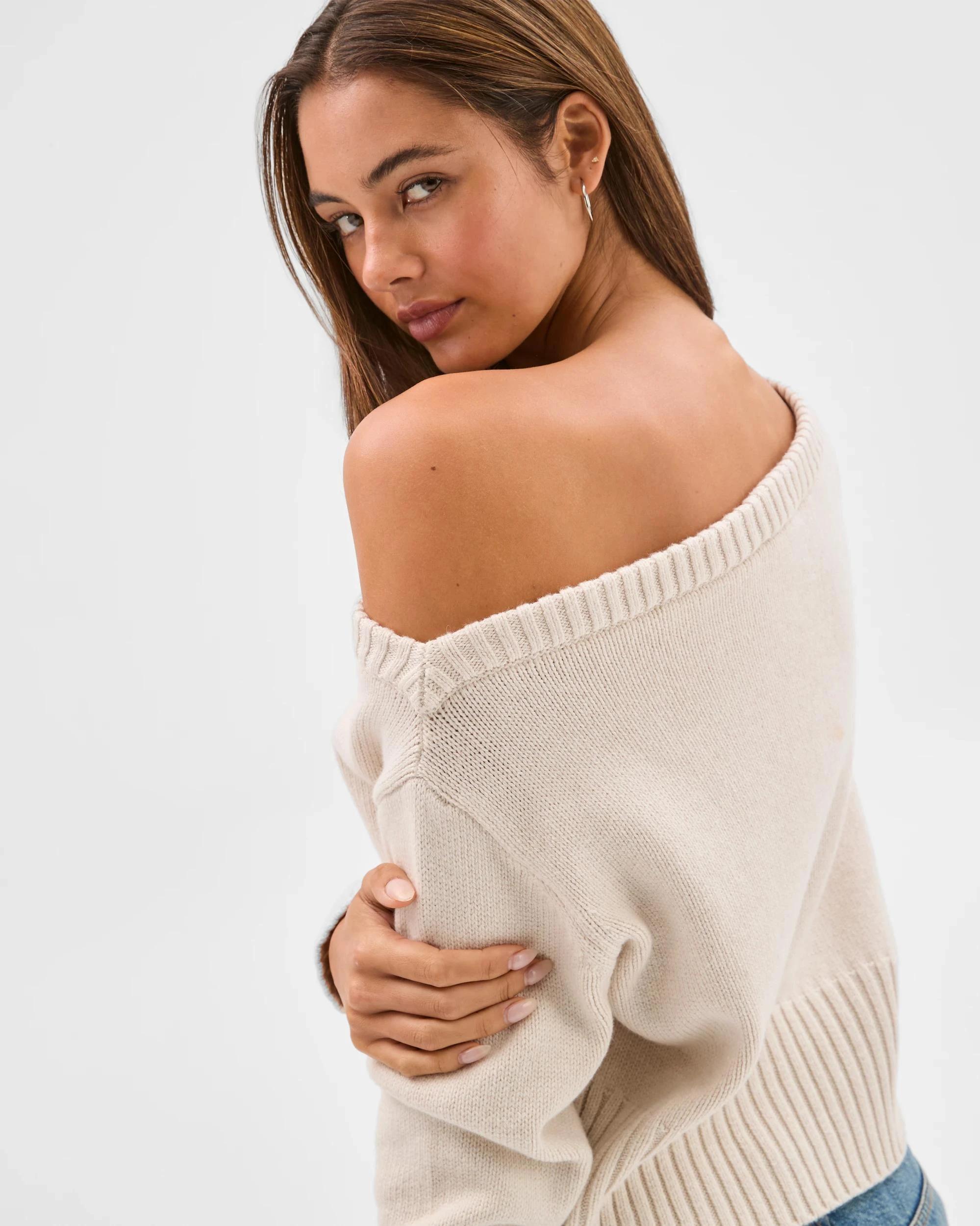 6 Lily Loves Off Shoulder Jumper OAT, 6 of 7
