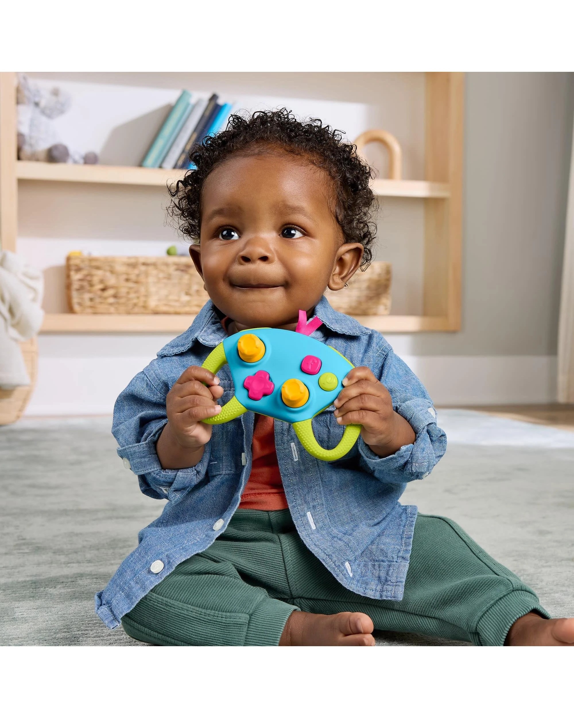 4 Fisher-Price Level-Up Little Gamer Gift Set, 4 of 7