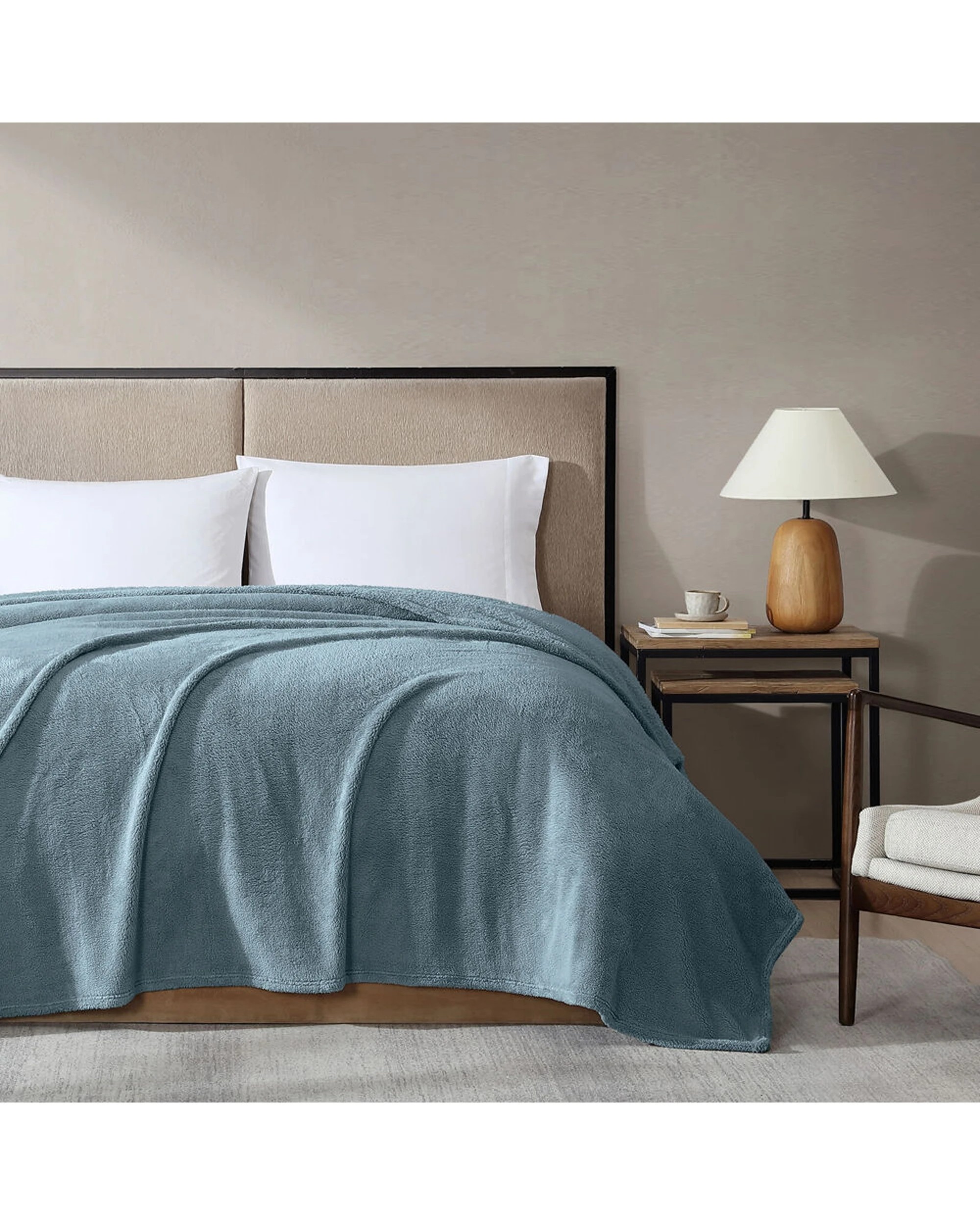 1 Ardor Boudoir Polyester Teddy Fleece Blanket Throw 245x240cm Mist - Green, 1 of 3