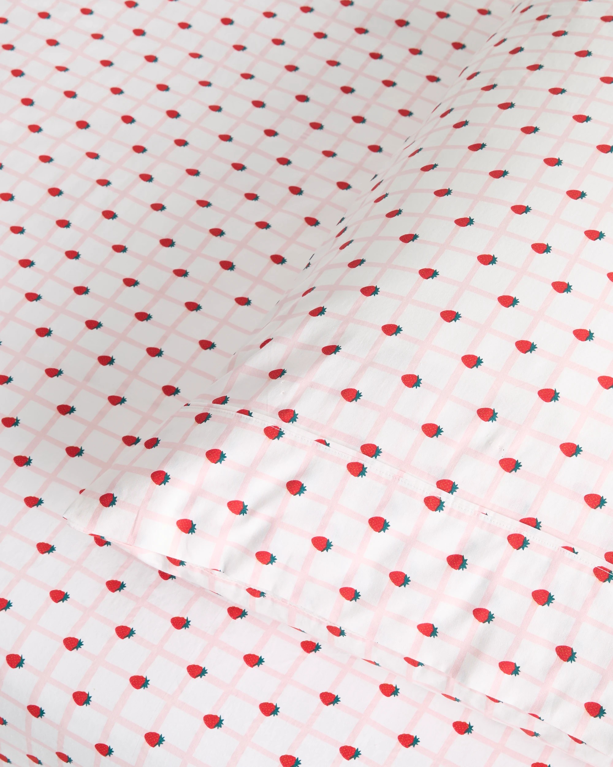 3 Target Australian Cotton Strawberry Kids Fitted Sheet Set - Queen Bed - Pink, 3 of 5