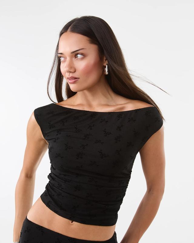 Off The Shoulder Burnout