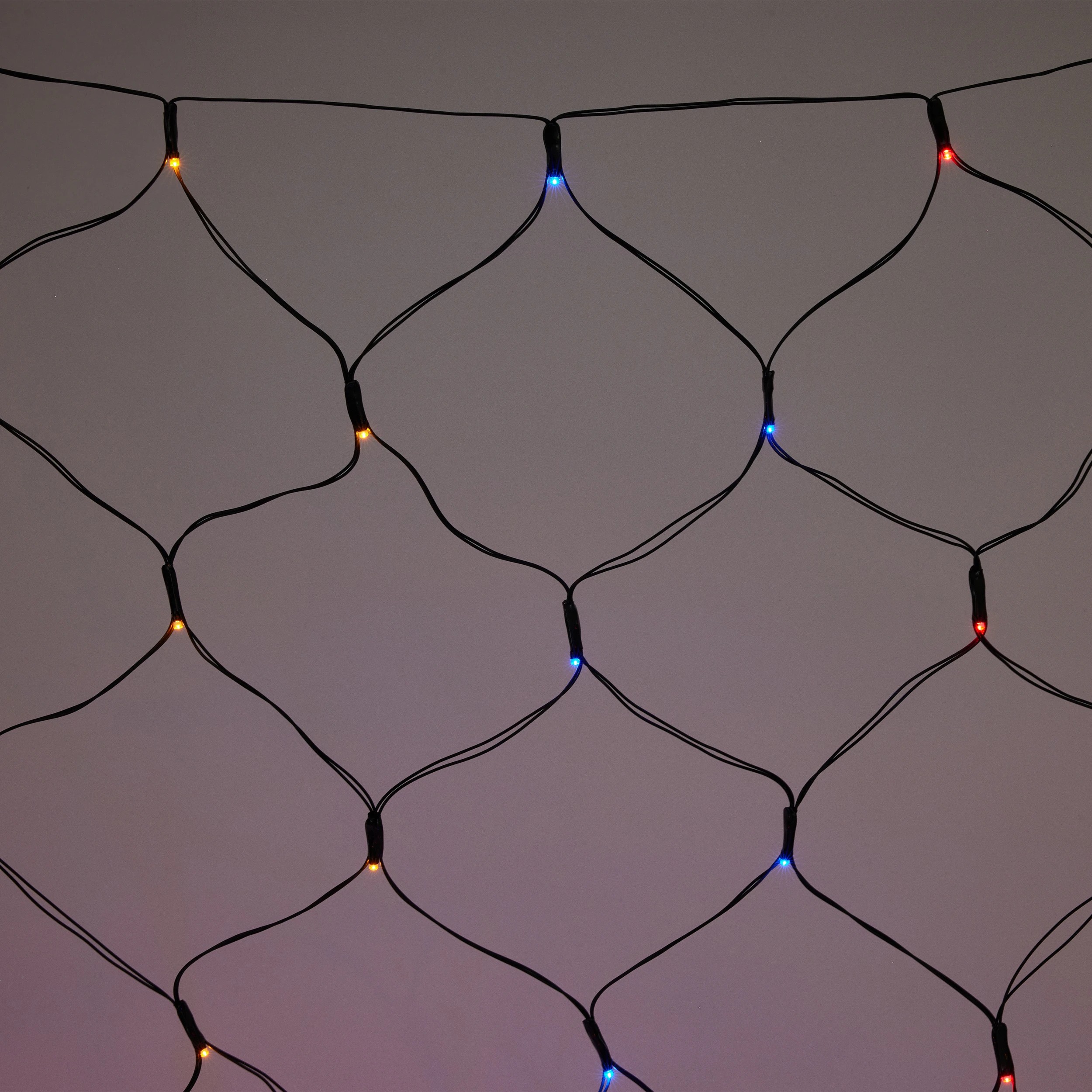 1 Solar Powered 150 LED Multi-Coloured Net Light, 1 of 8
