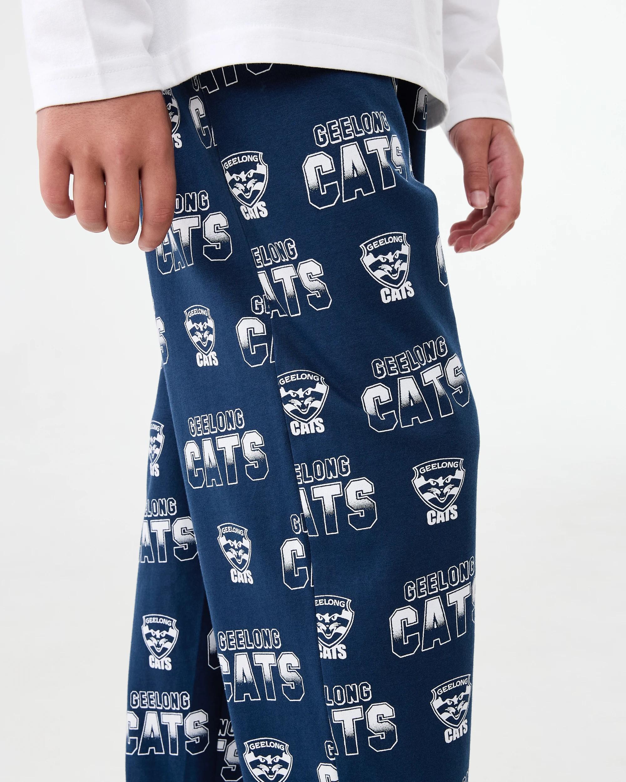 6 Official AFL Kids Pyjama Set Geelong, 6 of 7