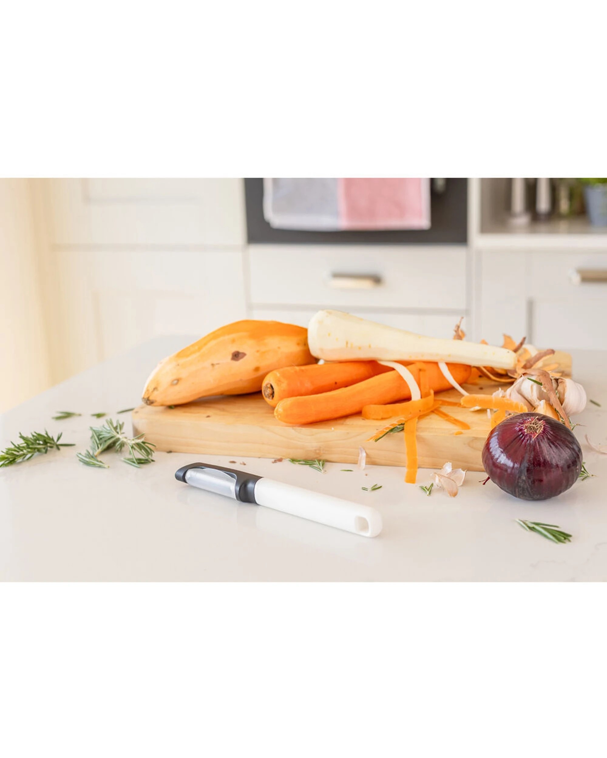 5 KitchenAid 2PK Classic Euro Fruit Vegetable Peeler With Ergonomic Handle - White, 5 of 6