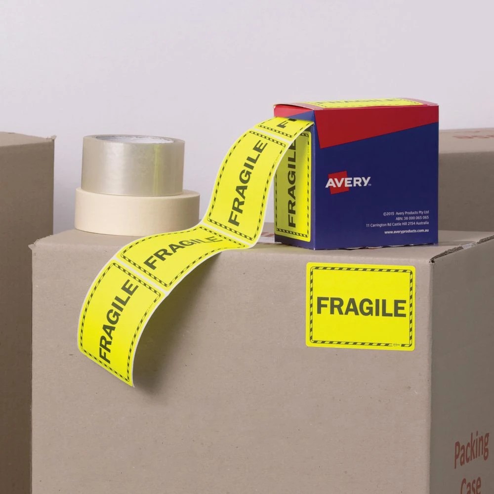 2 Avery Fragile Labels 75 x 99.6mm Yellow, 2 of 3