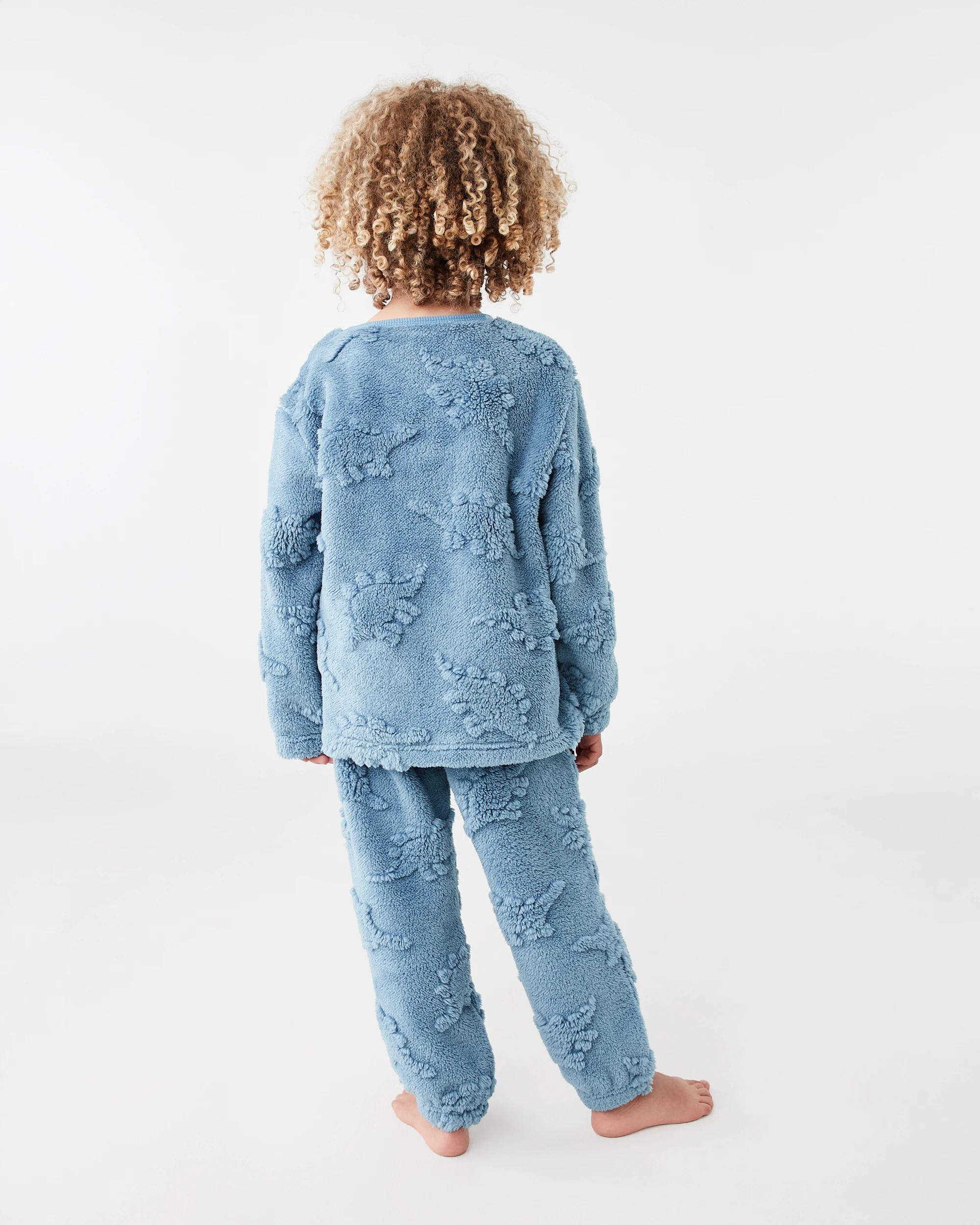 2 Embossed Fluffy Pyjama Set Blu Dno, 2 of 7