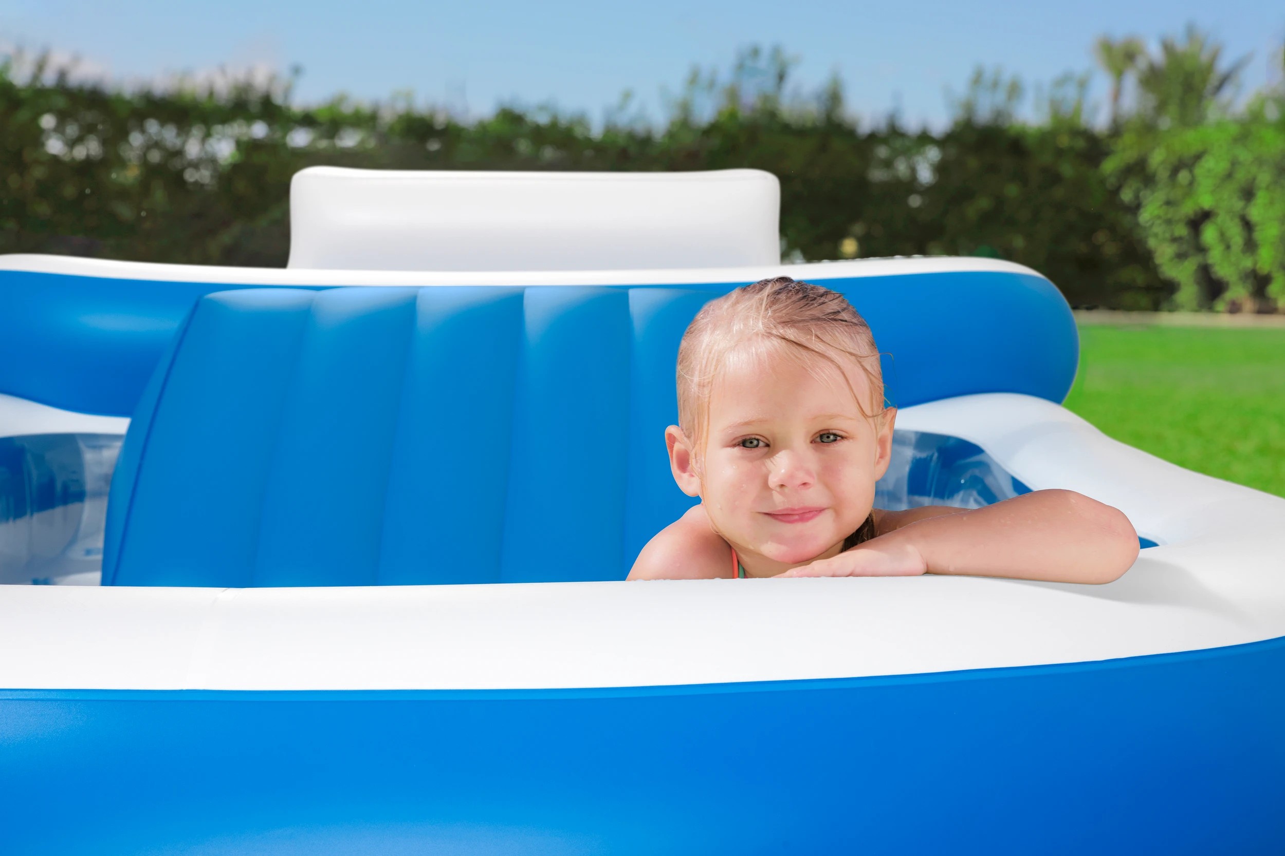5 Bestway Family Pool with Slide, 5 of 7