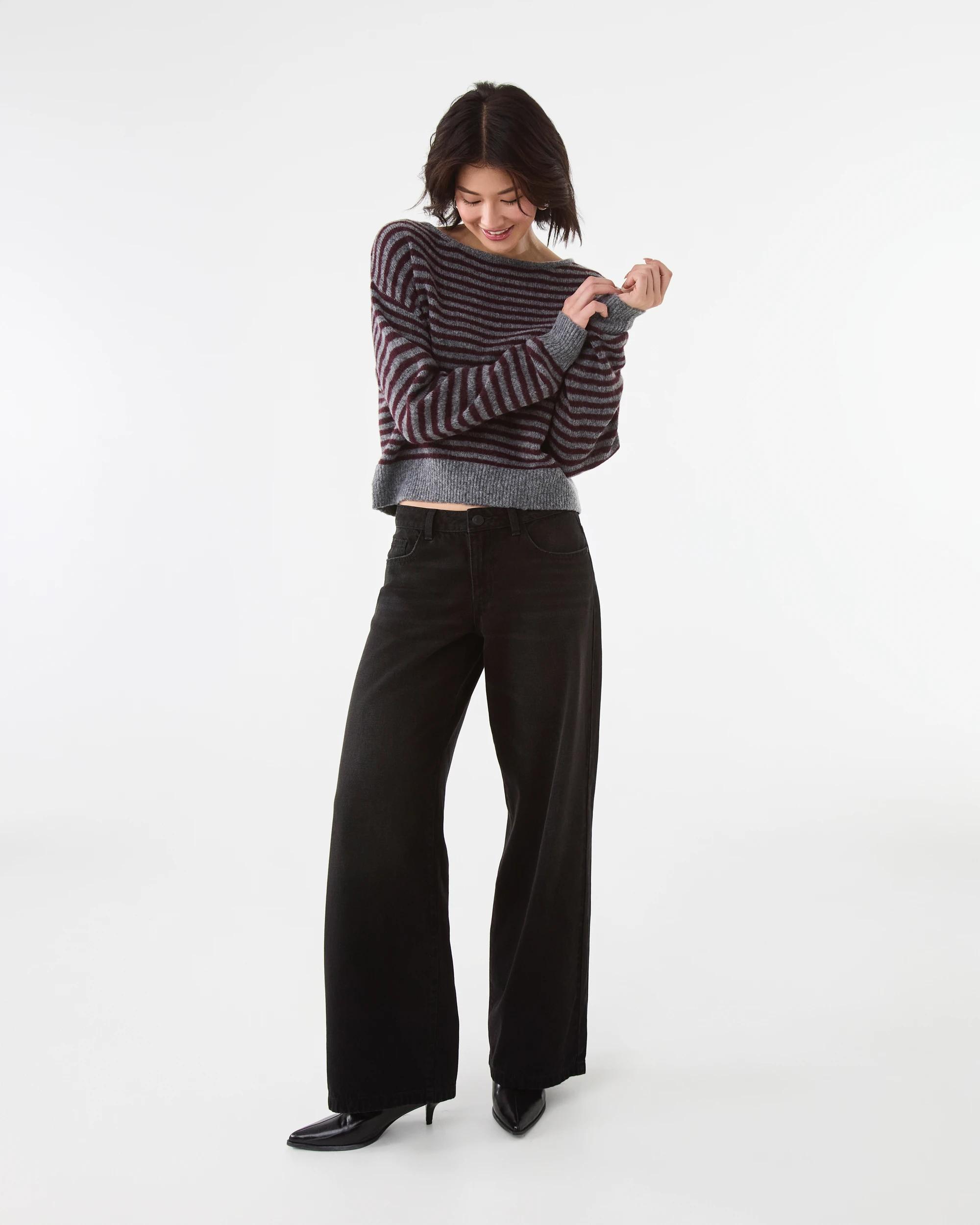 8 Low Rise Wide Leg Jeans Black Wash, 8 of 8