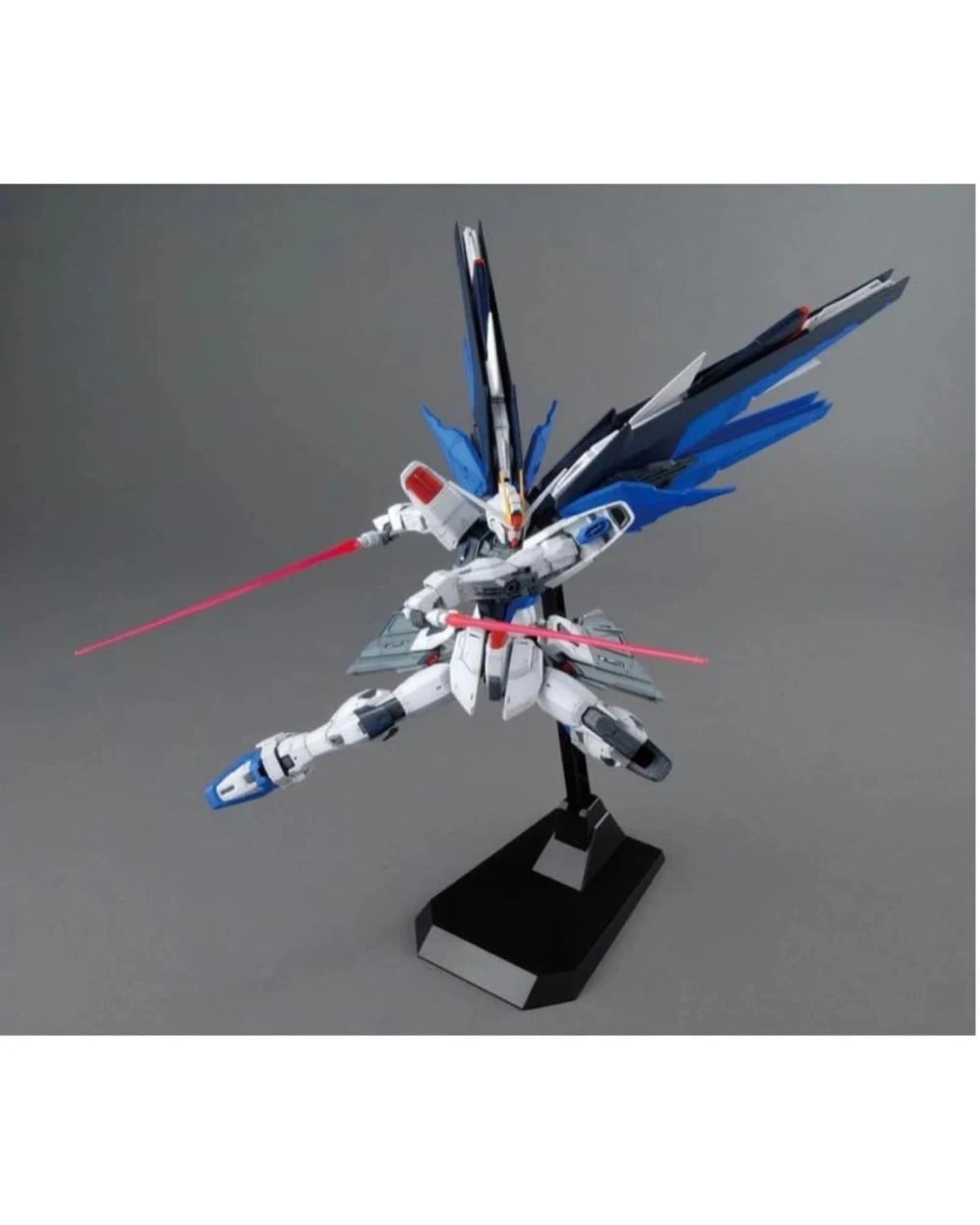 5 Bandai Master Grade Gundam: Freedom Gundam Ver.2.0 1/100 Scale Model Kit, 5 of 10