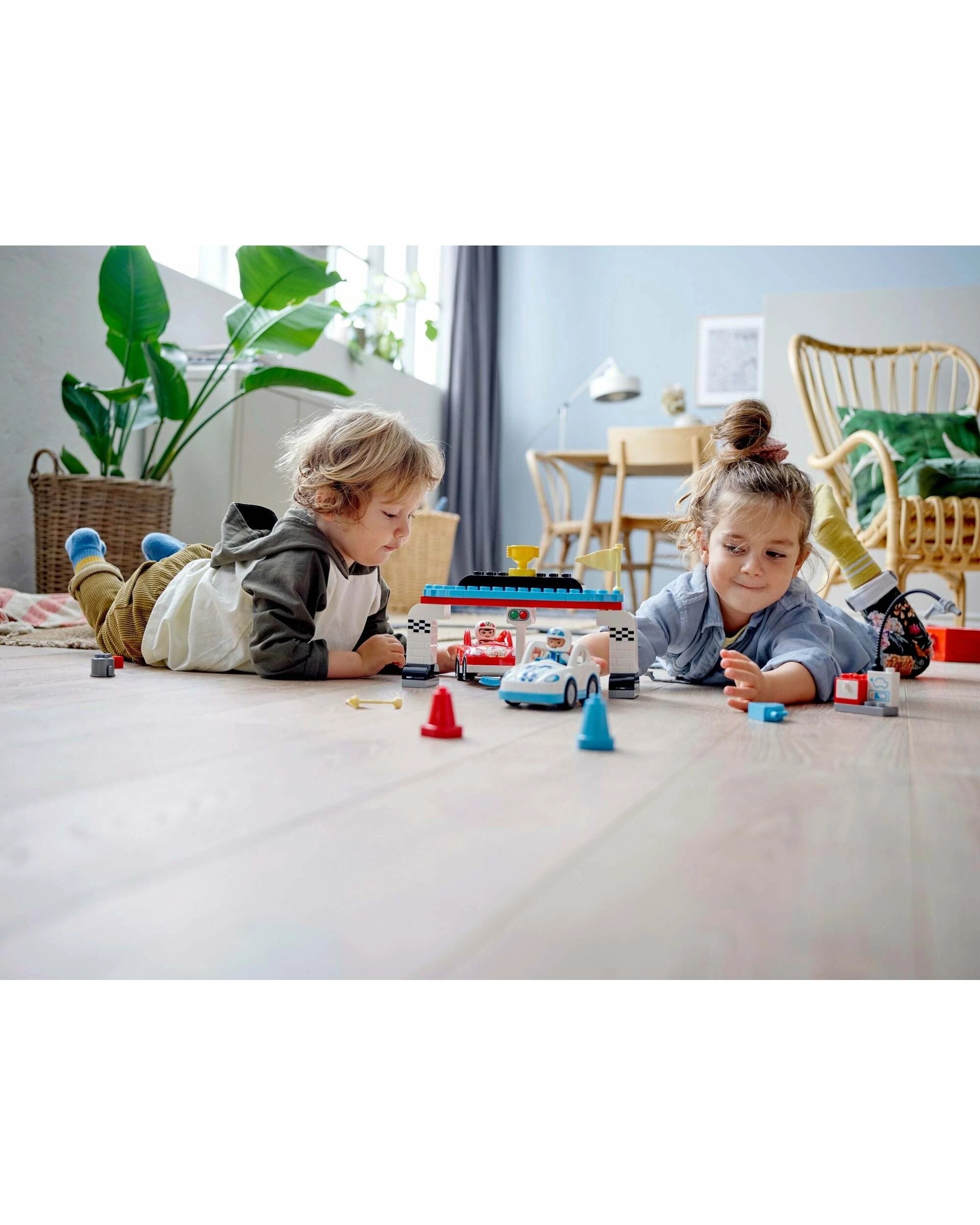 4 LEGO 10947 DUPLO Town Race Cars Playset, 4 of 5