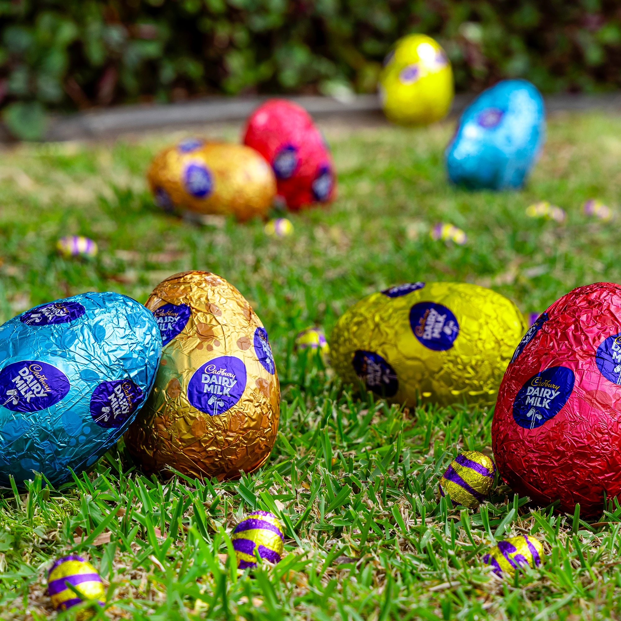 3 Cadbury Caramello Easter Egg Bag 117g, 3 of 3