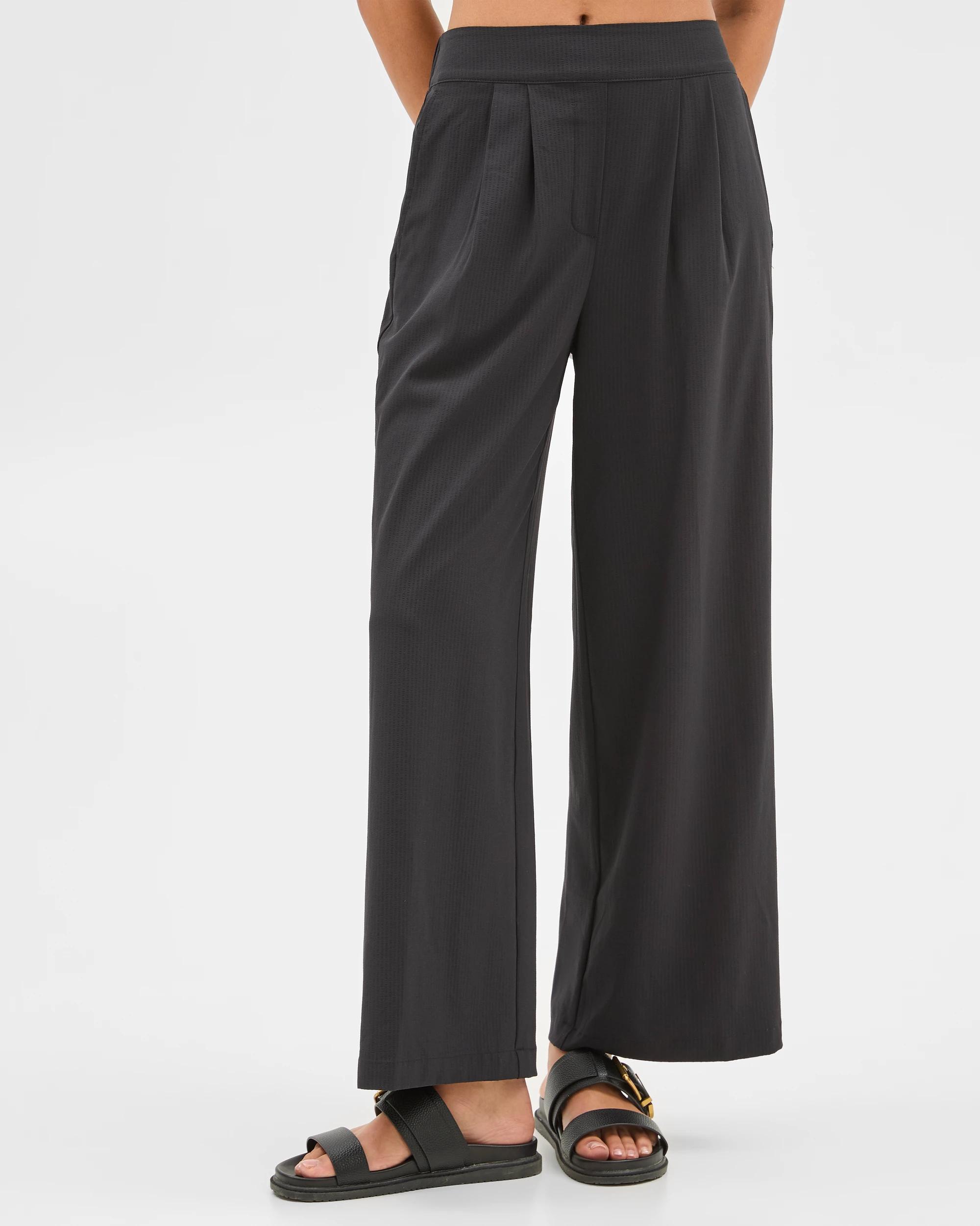4 Target Active Travel Wide Leg Woven Pants BLACK, 4 of 6