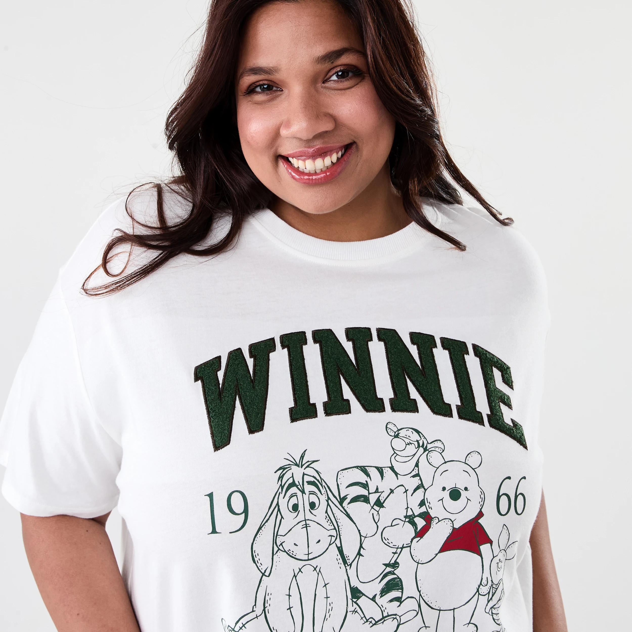 4 Curve Winnie License Short Sleeve T-shirt Winnie Wht, 4 of 5