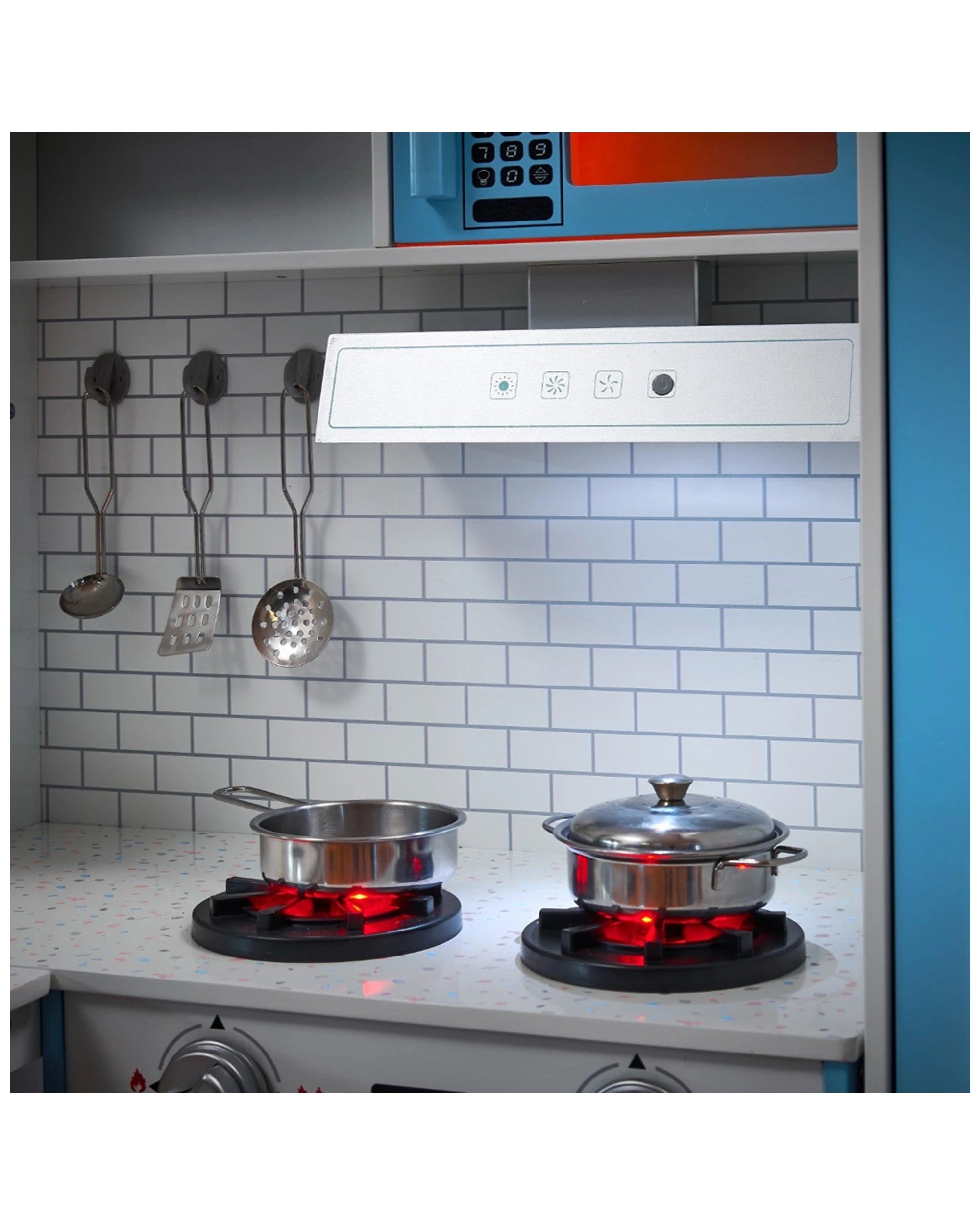 9 Plum Play Au Penne Pantry Wooden Corner Kitchen With Fridge And Accessories, 9 of 9