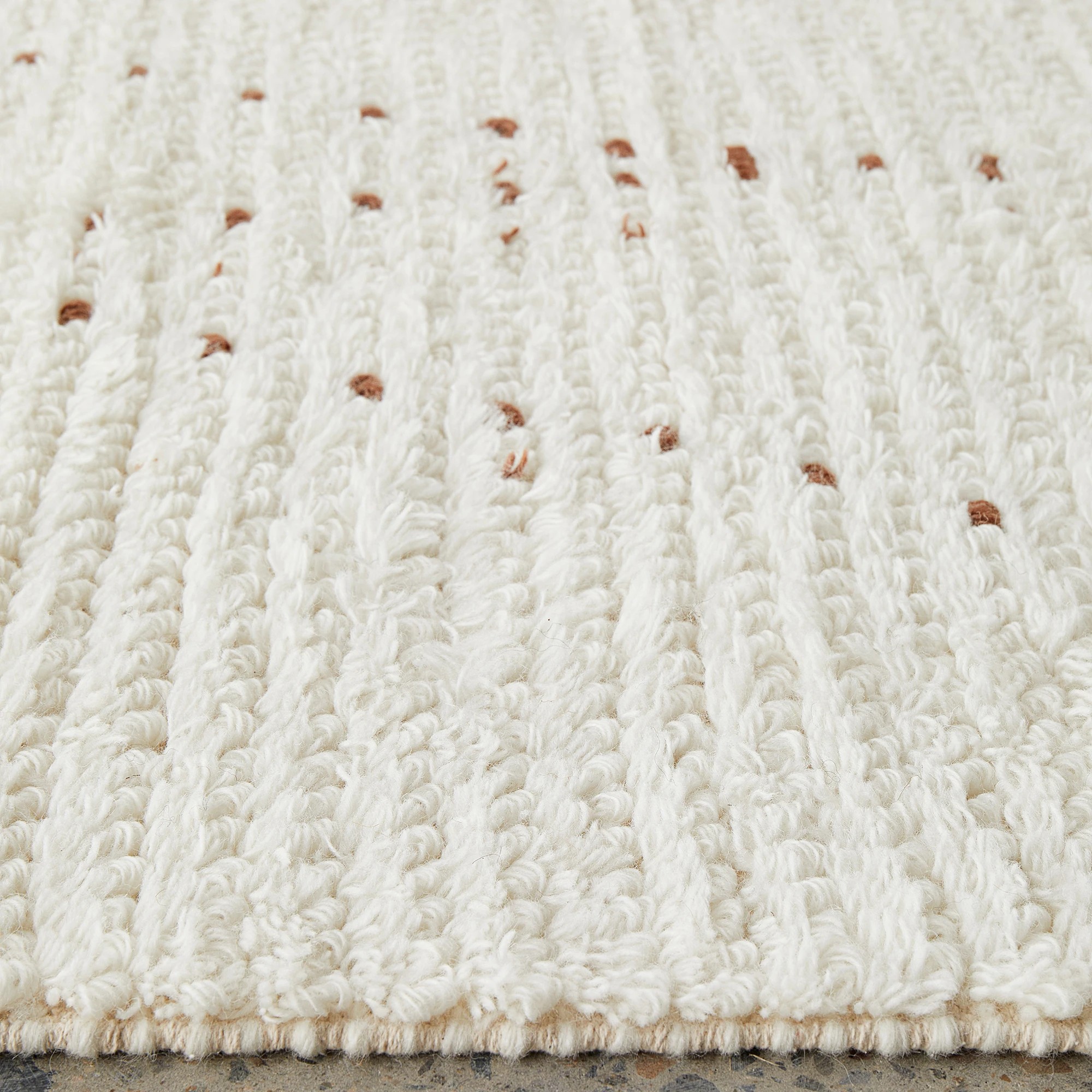 7 Common Ground Rugs Lumina Daina 330x240 cm Rug - Beige, 7 of 7