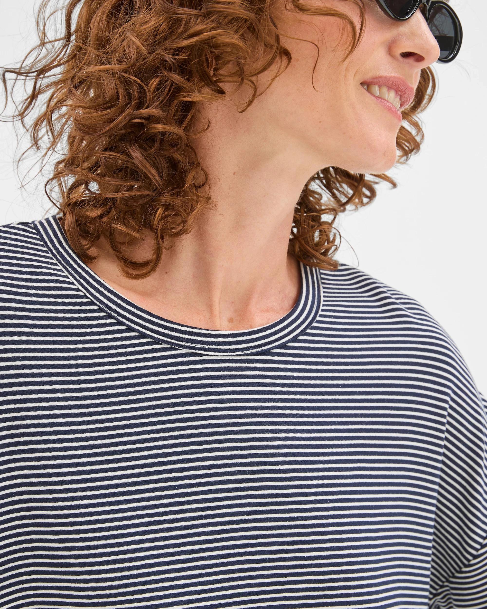 5 Target Woman Long Sleeve Drop Shoulder Curved Hem Top NAVY + WHITE, 5 of 6