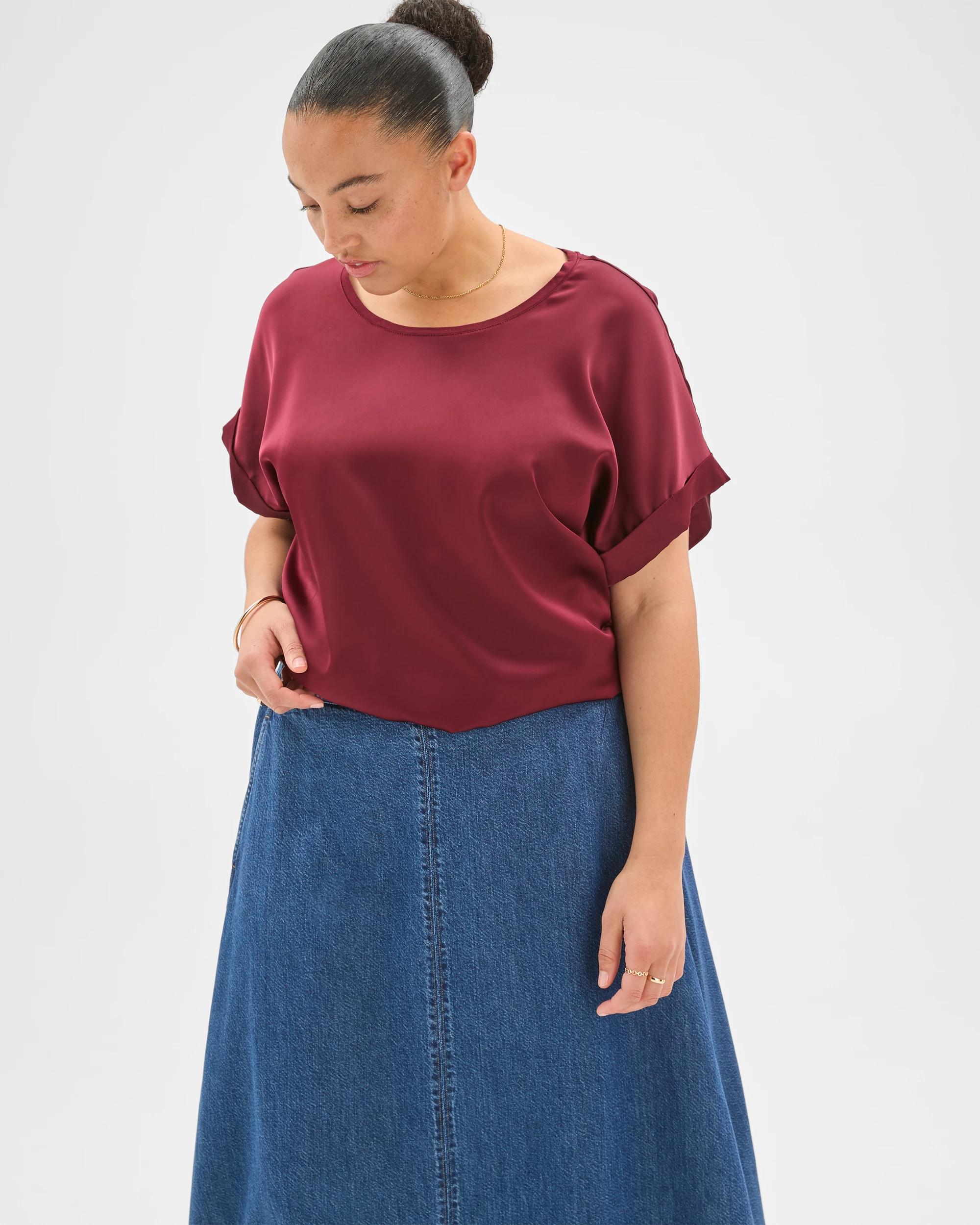 5 Target Curve Plus Size Elasticated Waist Denim Midi Skirt MID WASH, 5 of 7