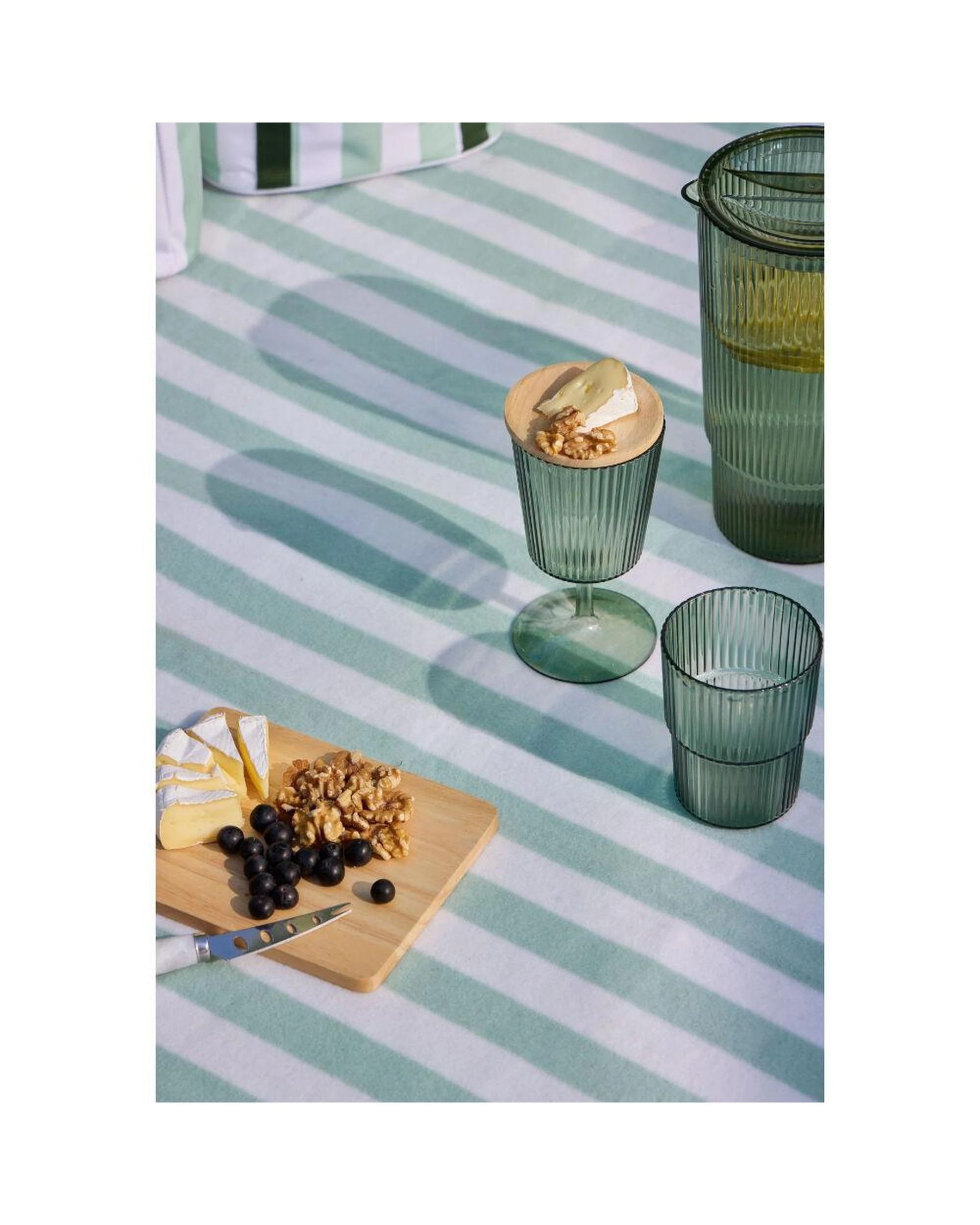 6 Davis & Waddell Saltara Plastic Wine Glasses 300ml Green Set of 4 - Green, 6 of 7